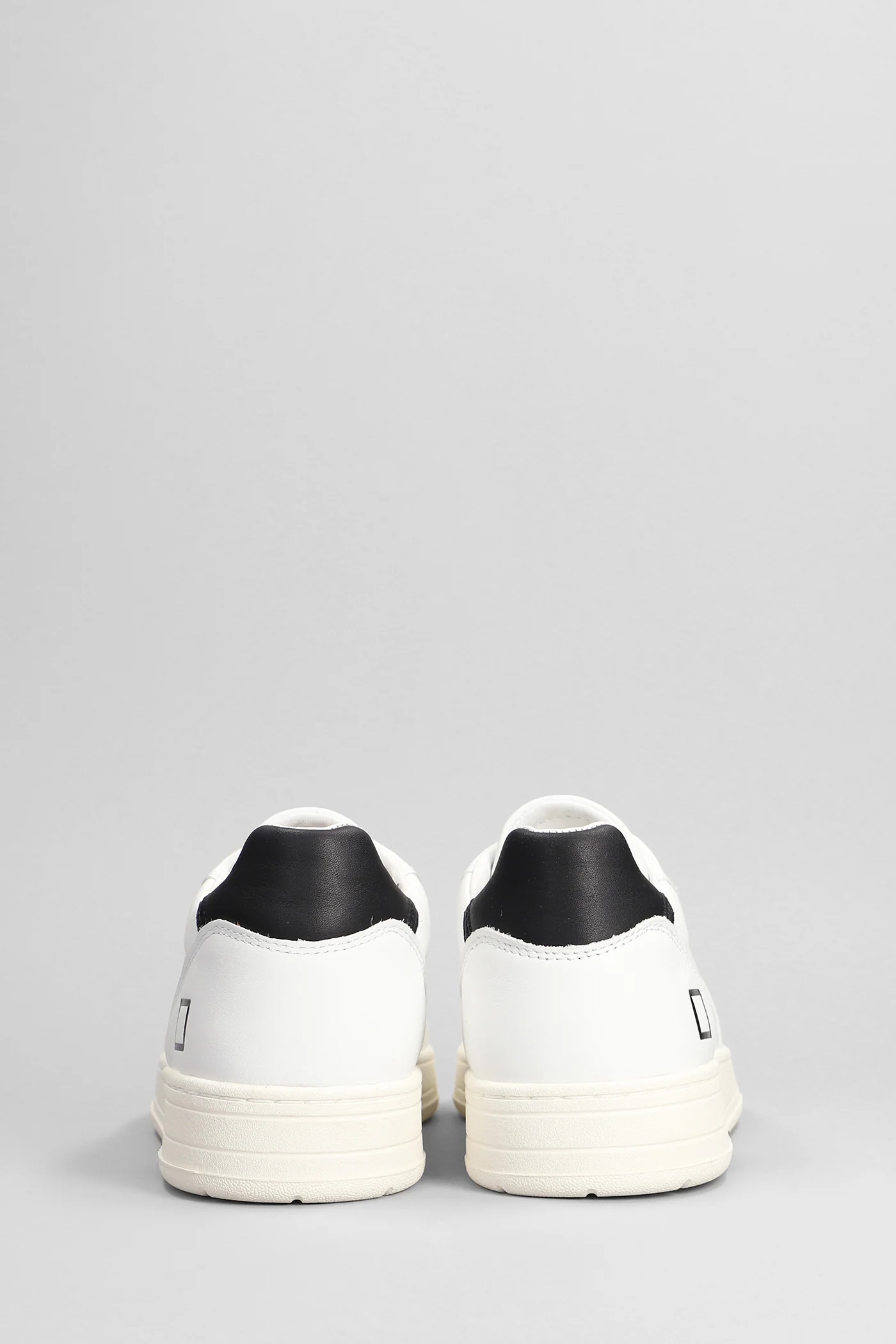 Court Basic Sneakers in white leather - Image 4