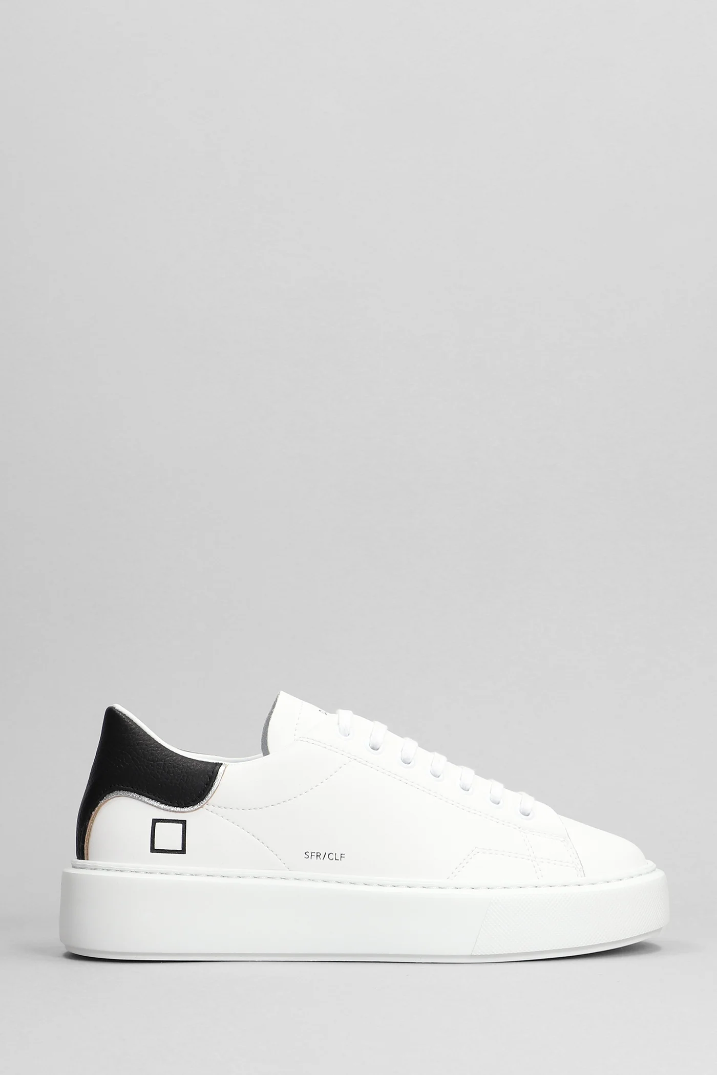 Sfera Sneakers in white leather