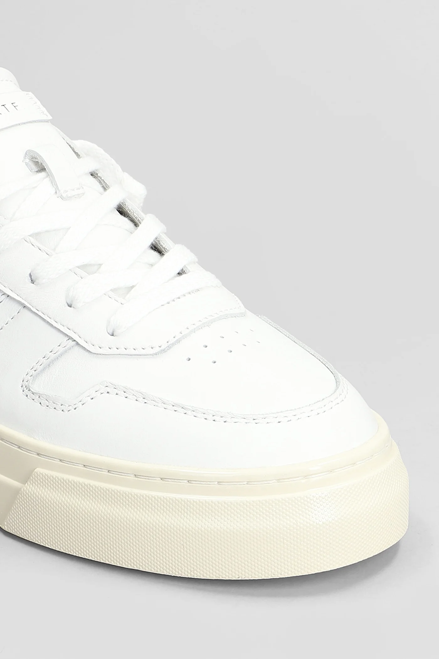 Studio Sneakers in white leather - Image 5
