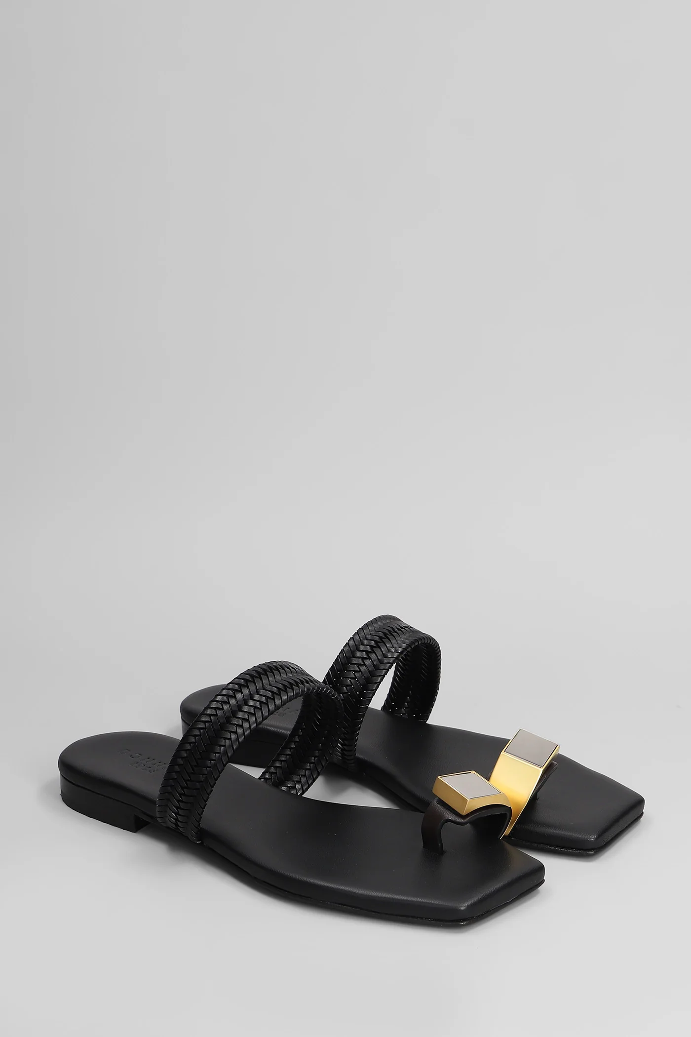 Flats in black leather - Image 2
