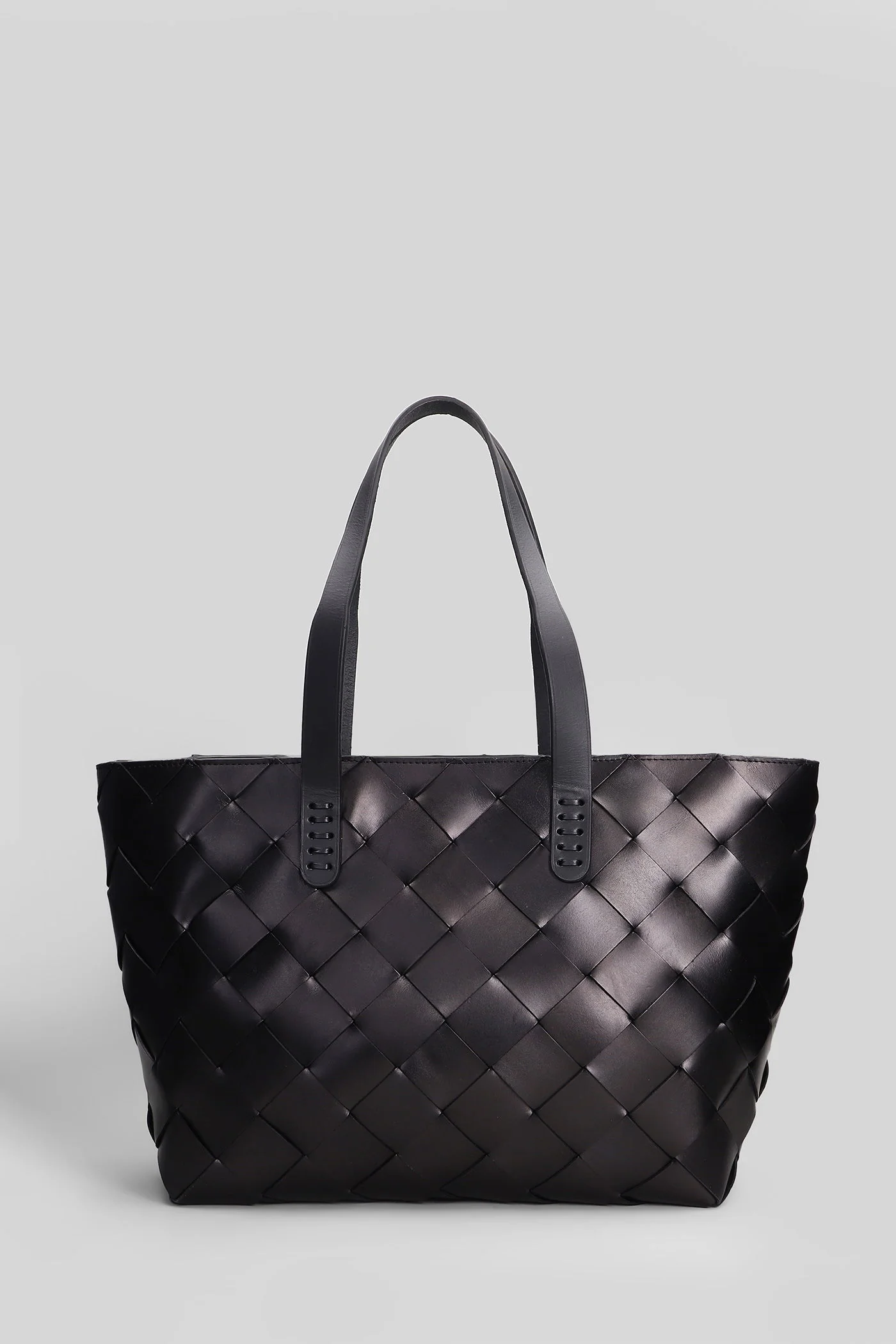 Crossover basket Tote in black leather