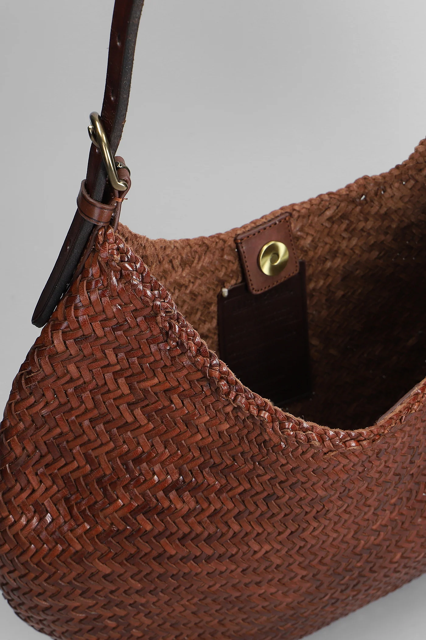 Luna Mezza Tote in brown leather - Image 4