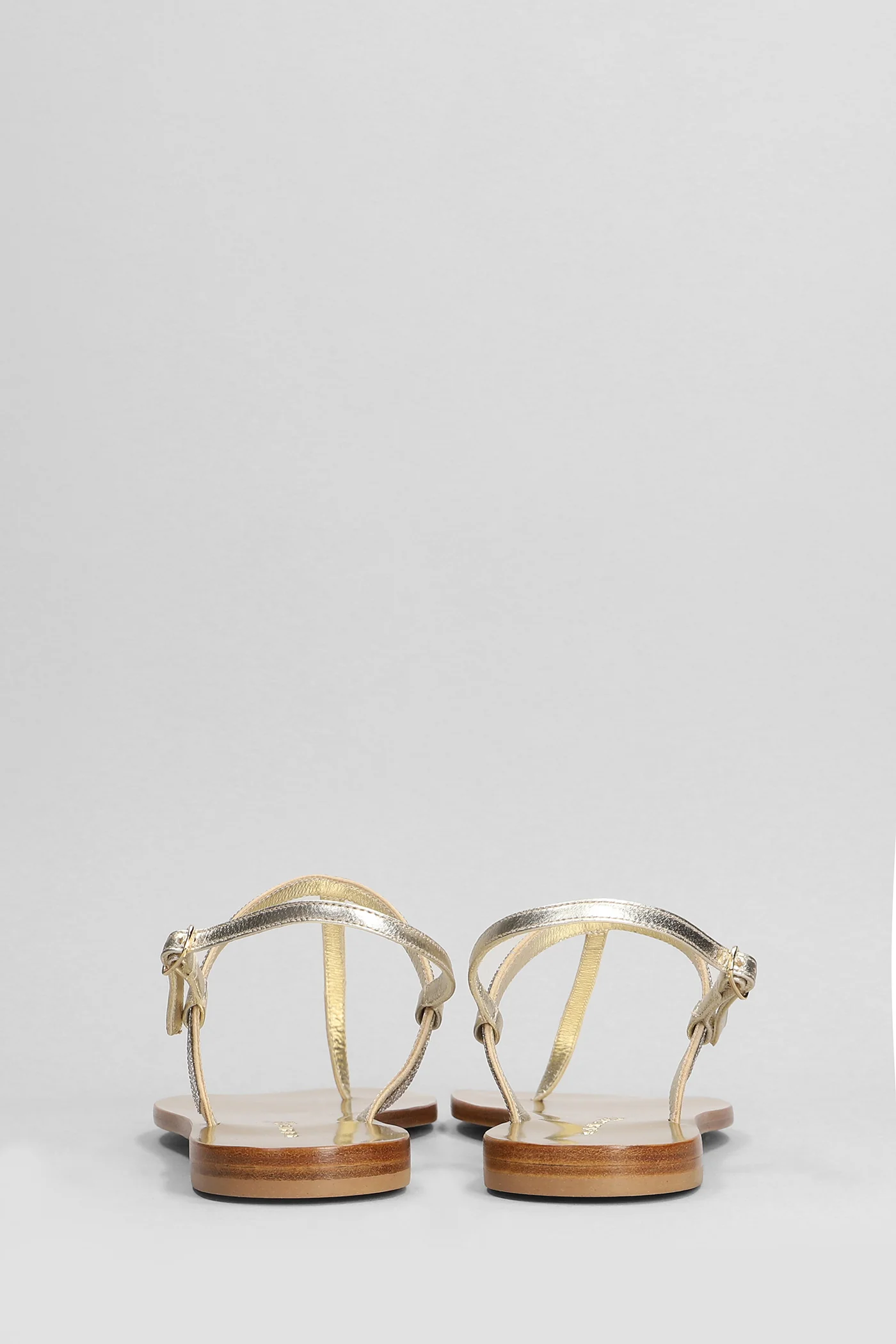 Flats in platinum leather - Image 4