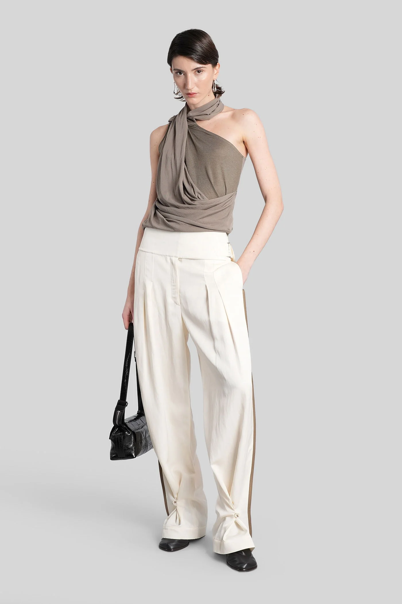 Pants in beige viscose - Image 2