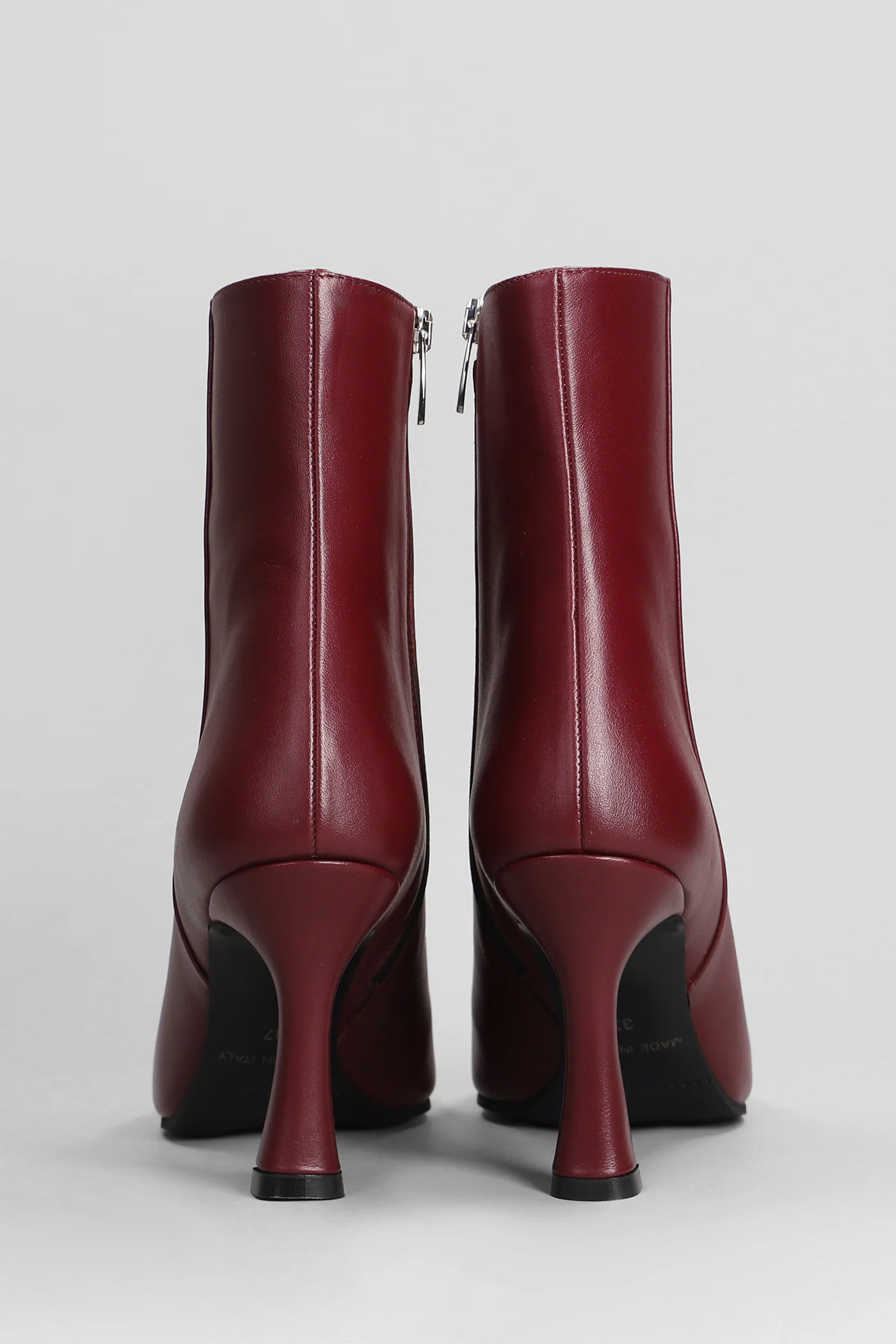 High heels Ankle boots in bordeaux leather - Image 4