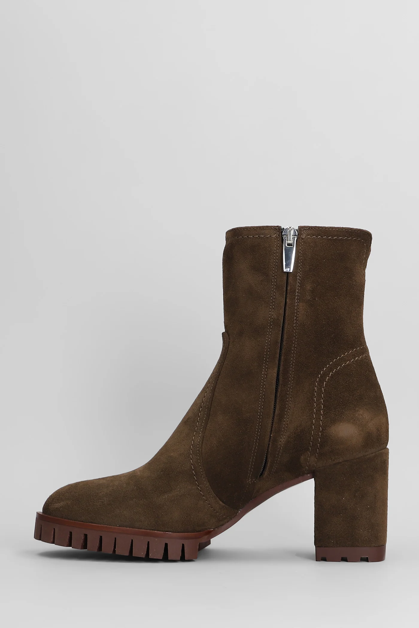 High heels Ankle boots in brown suede - Image 3