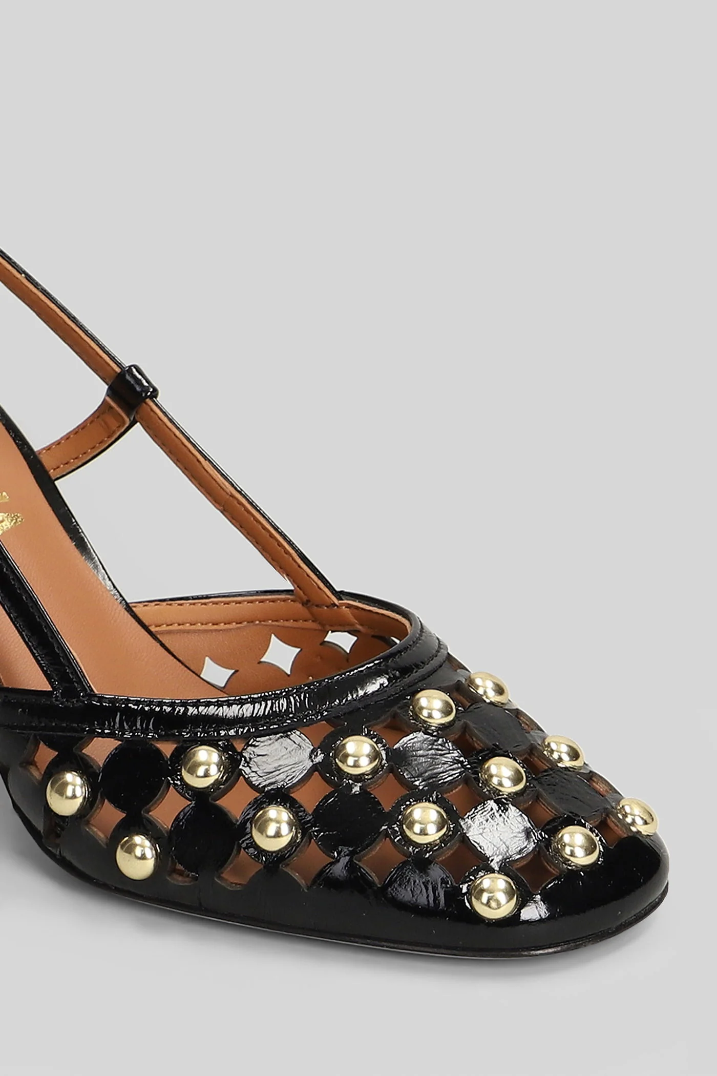 Pumps in black leather - Image 5