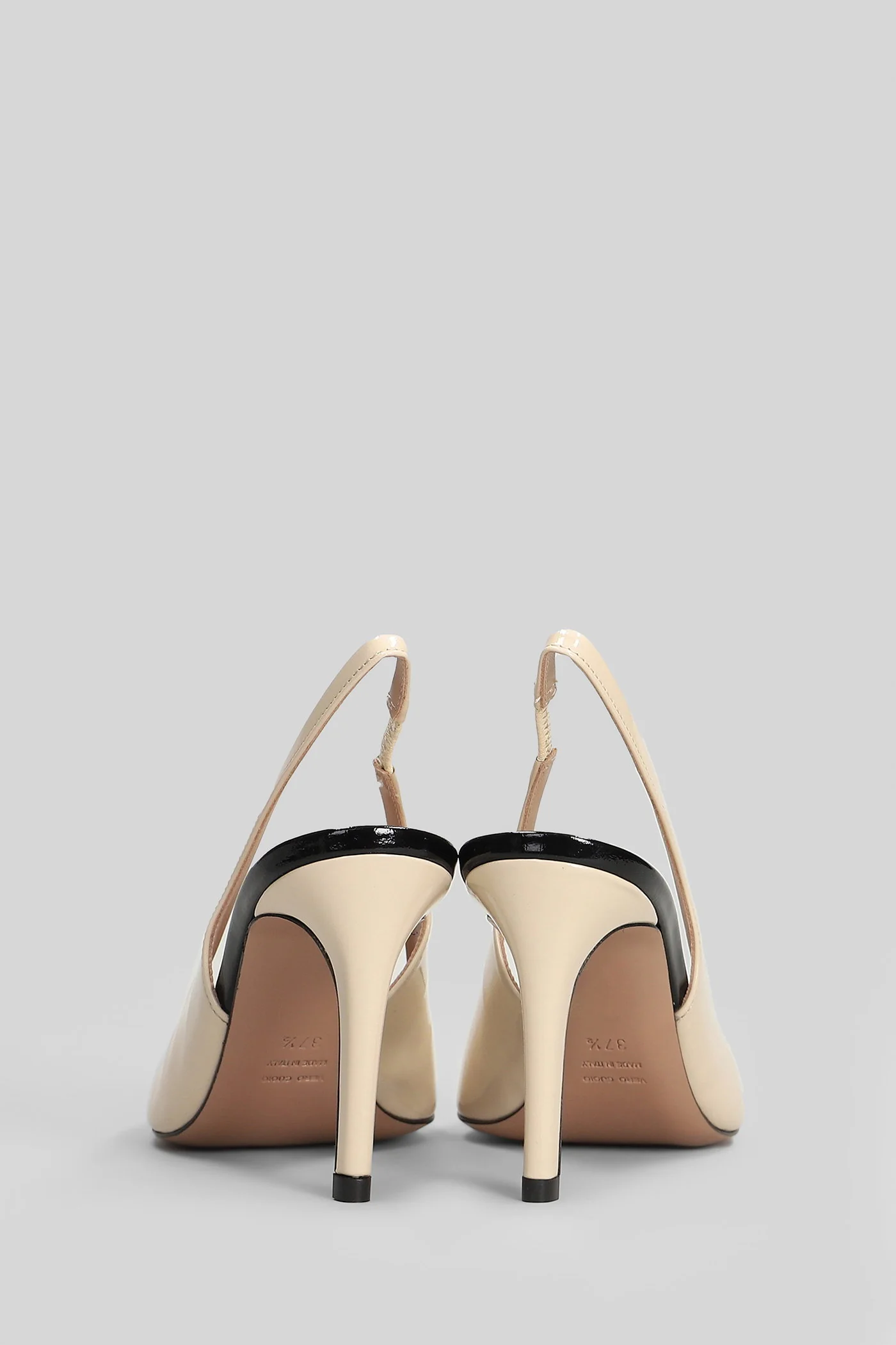 Clelia Pumps in beige patent leather - Image 4