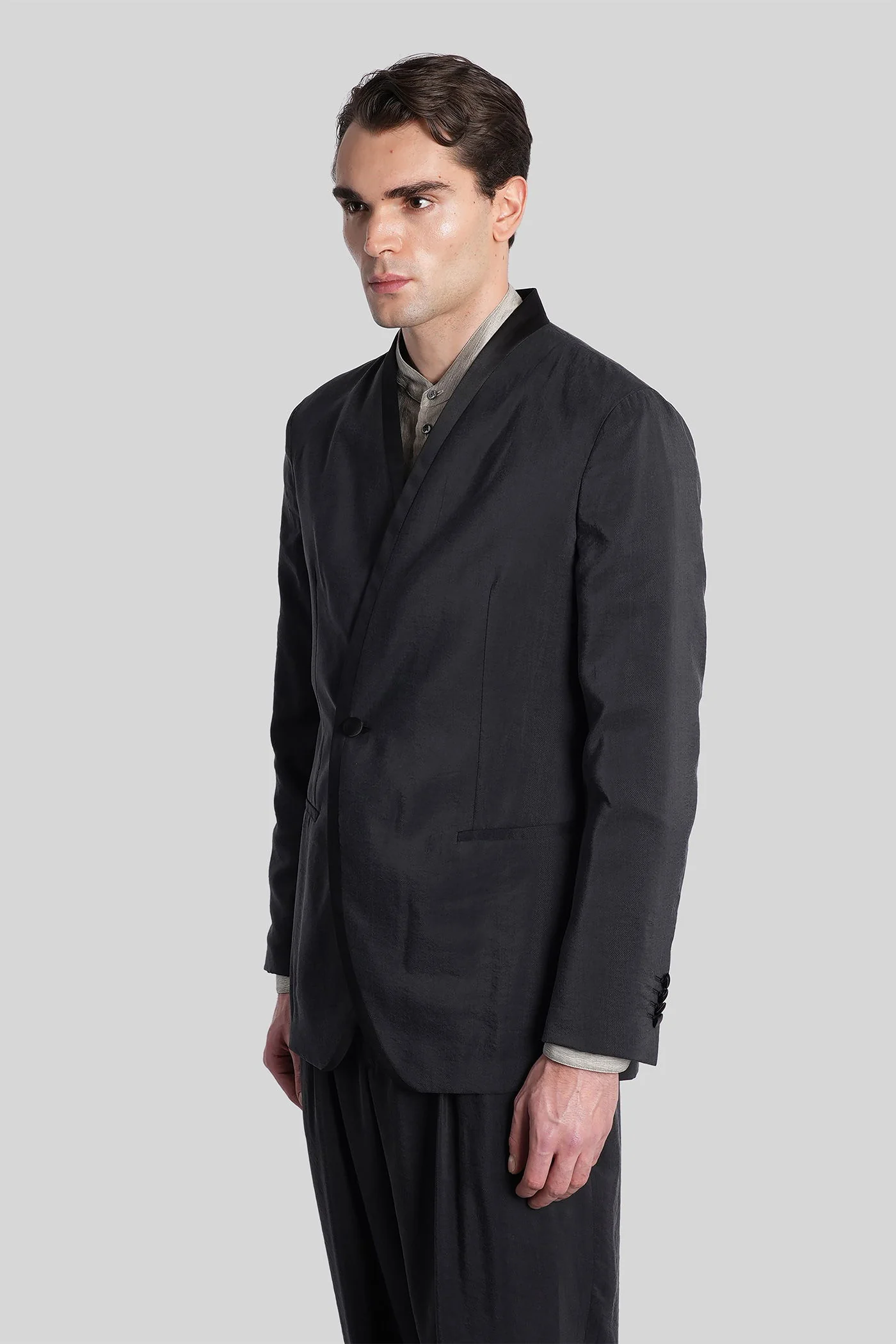 Blazer in black silk - Image 4