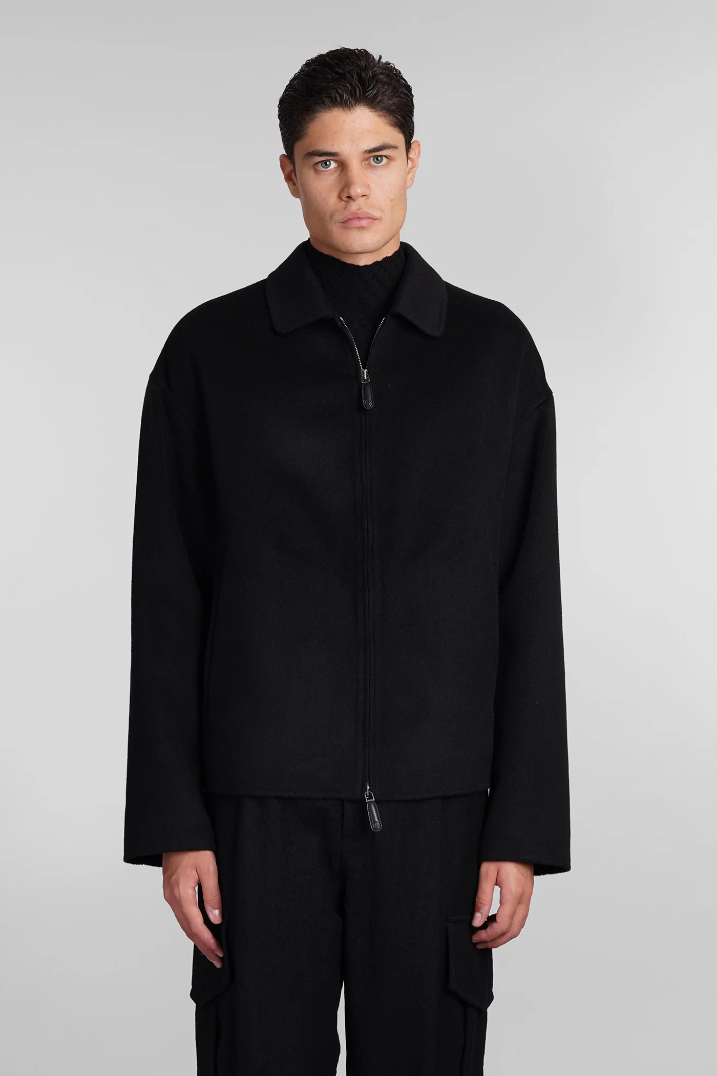Casual jacket in black cashmere