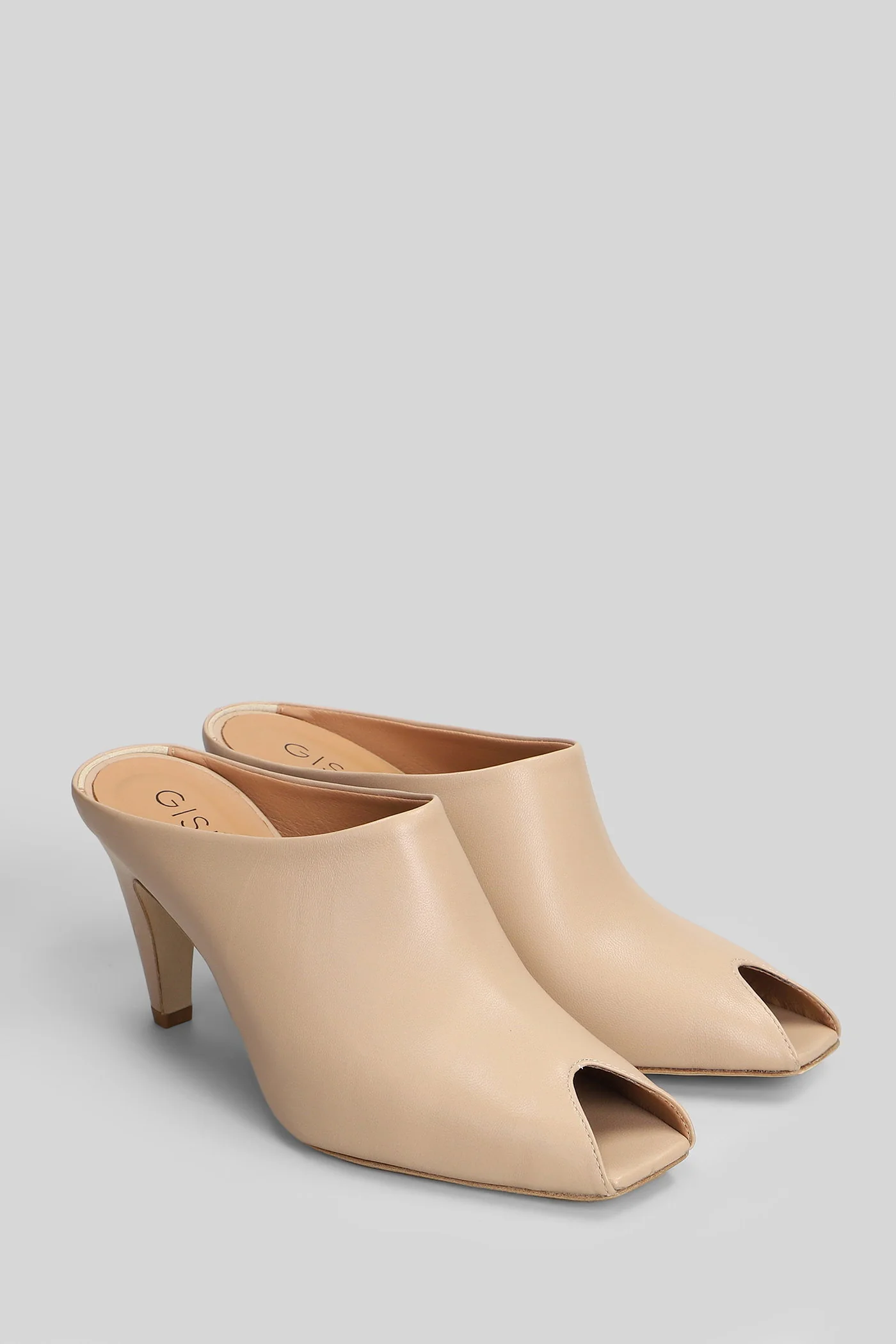 Giuly  in taupe leather - Image 2