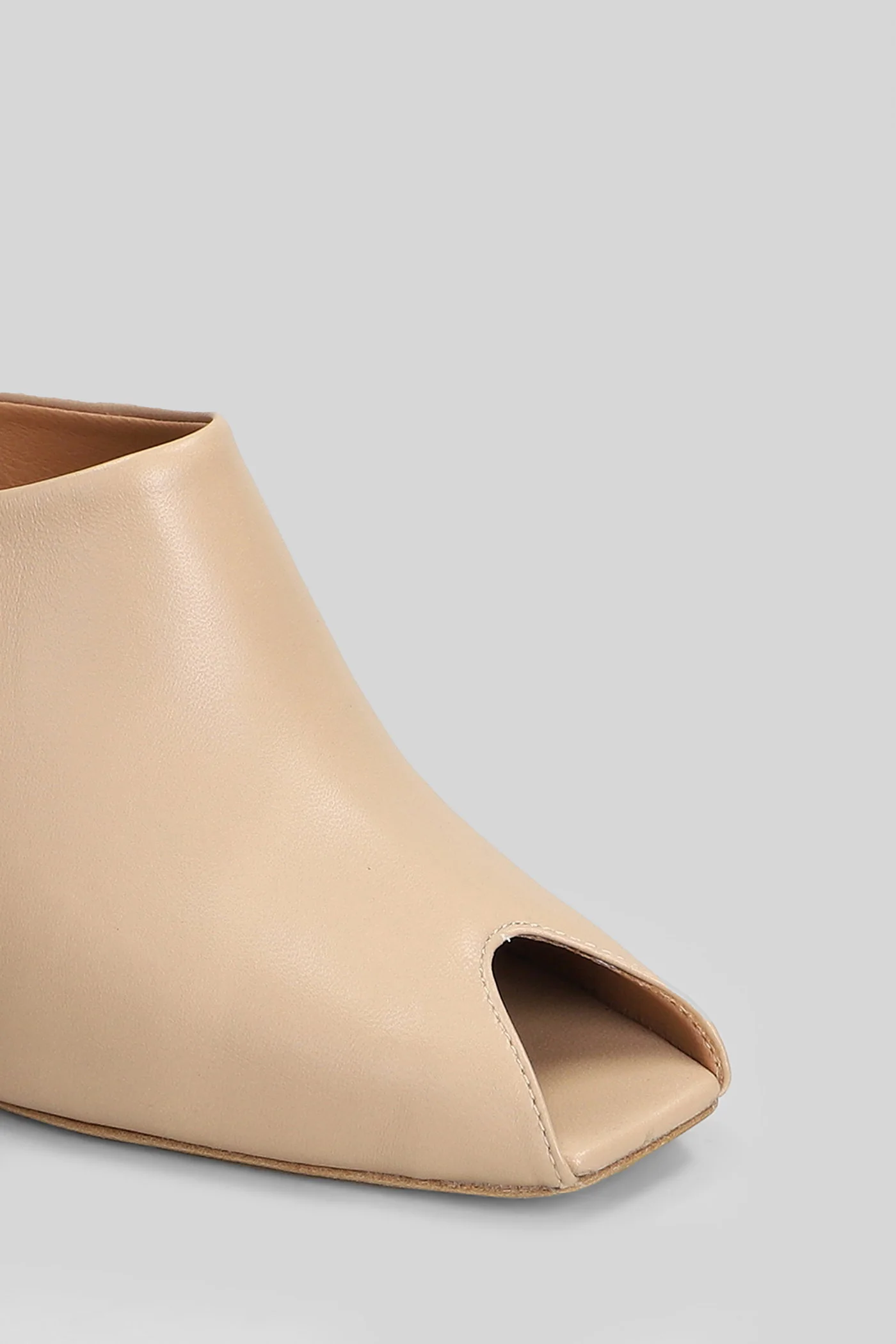 Giuly  in taupe leather - Image 5