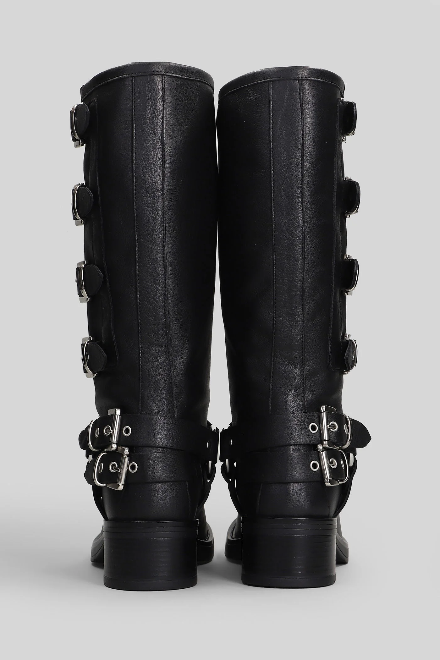 Windsor low heels boots in black leather - Image 4