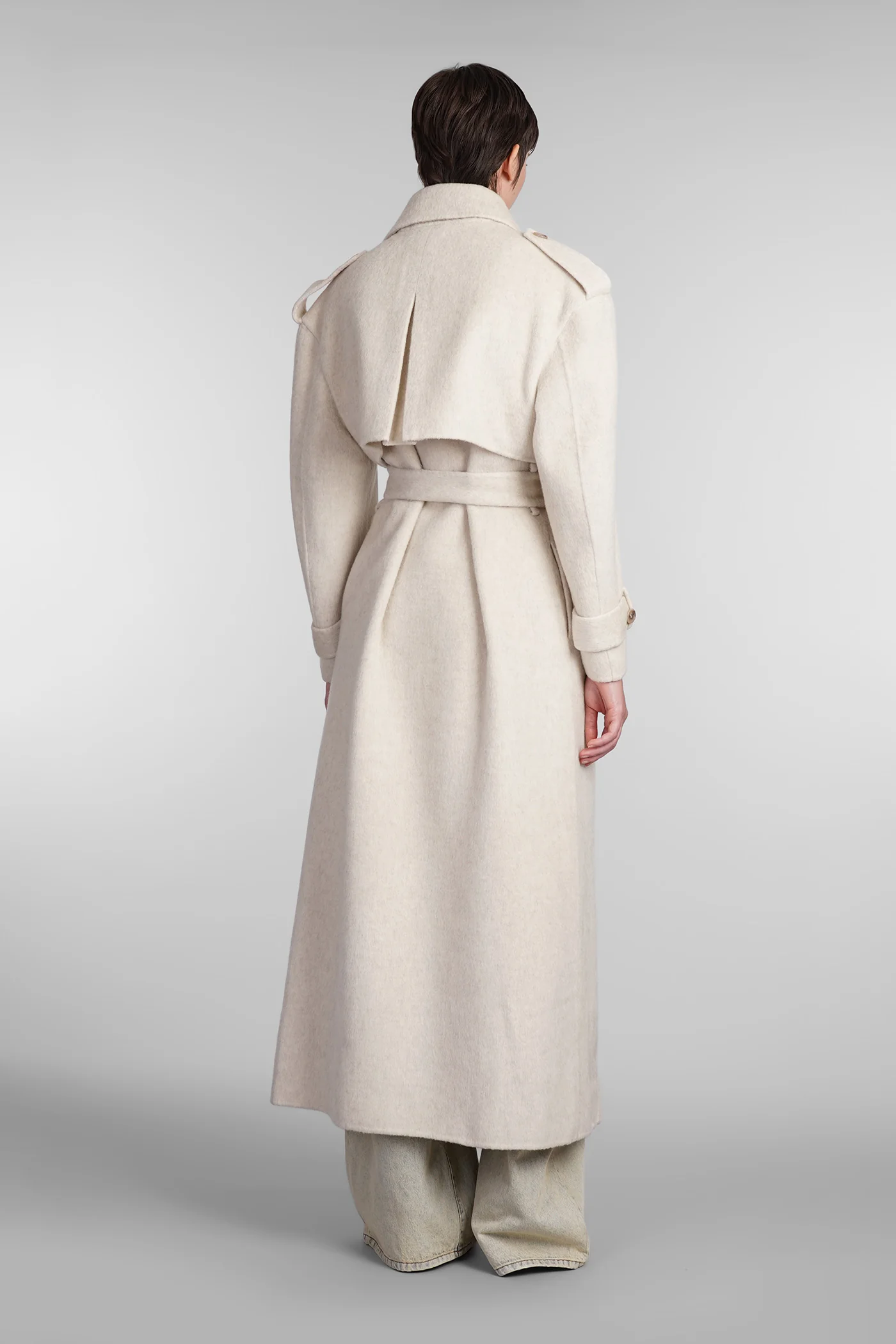 Coat in beige wool - Image 3