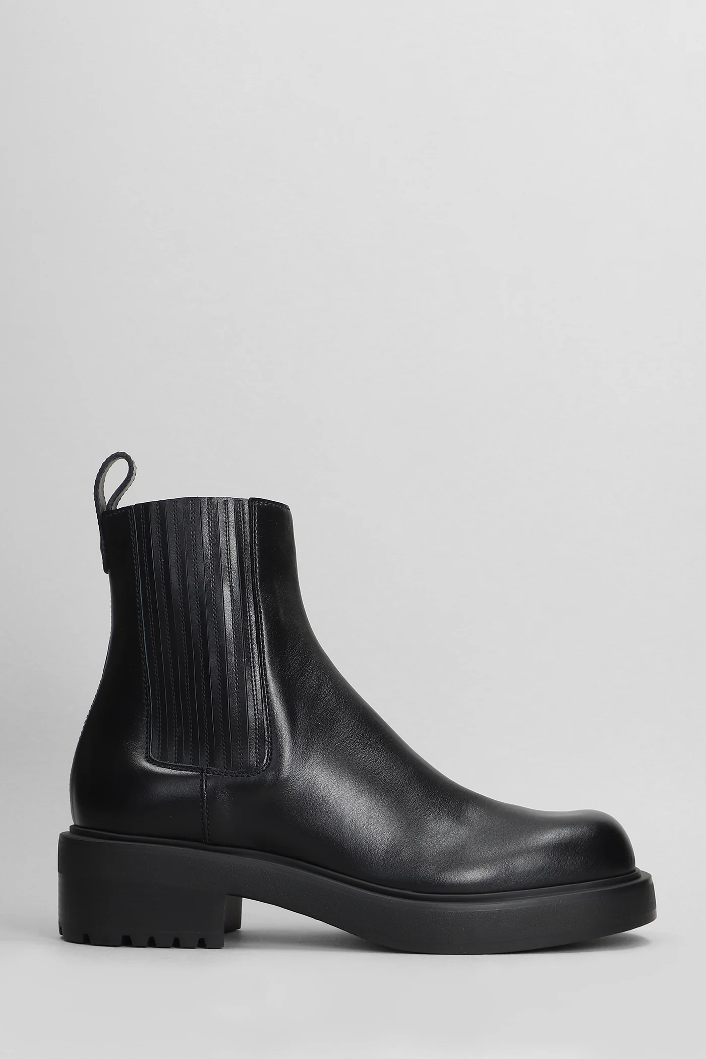 Peyen Ankle boots in black leather