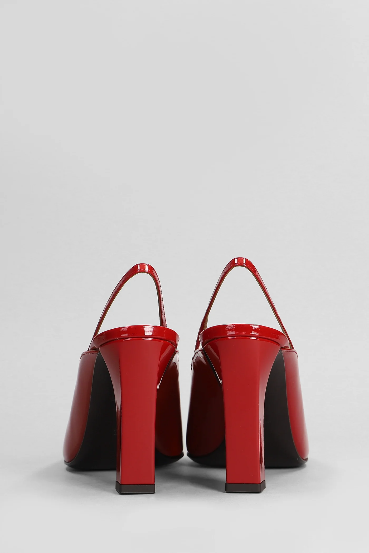 Pumps in red patent leather - Image 3