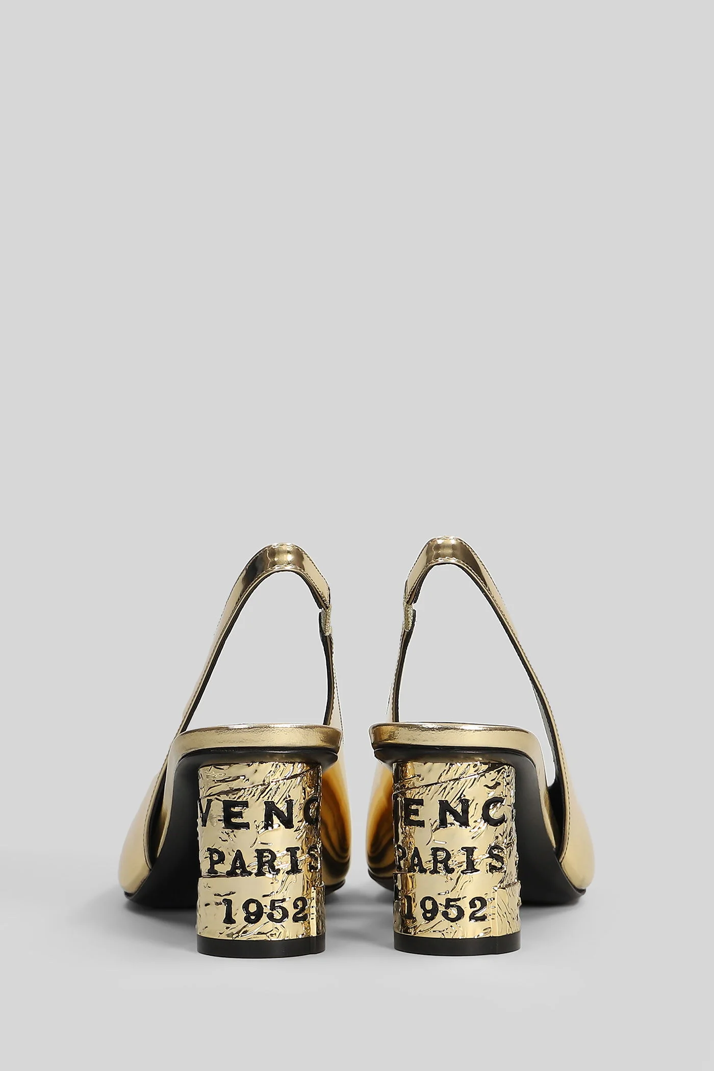 Pumps in gold leather - Image 4
