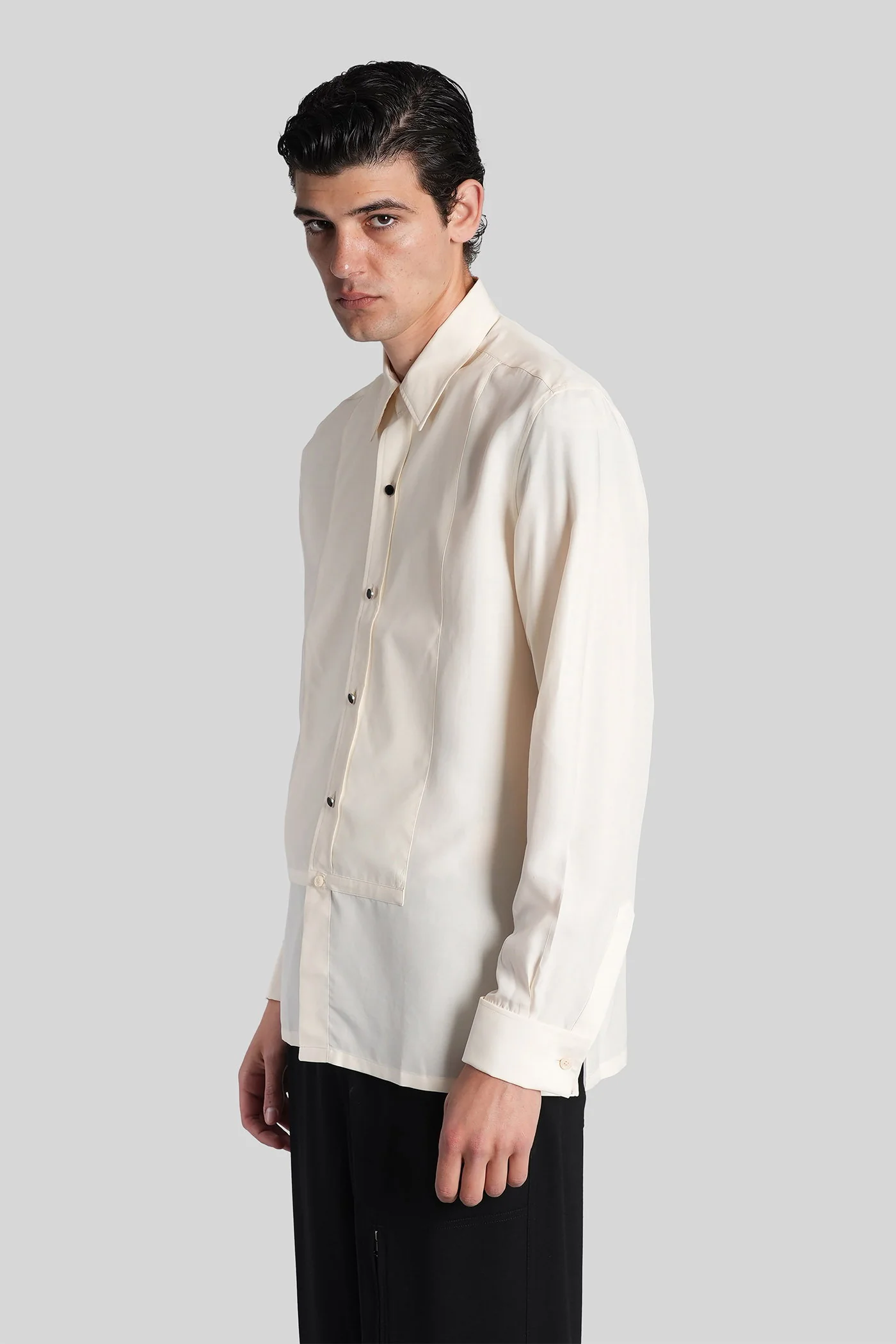 Shirt in beige silk - Image 4