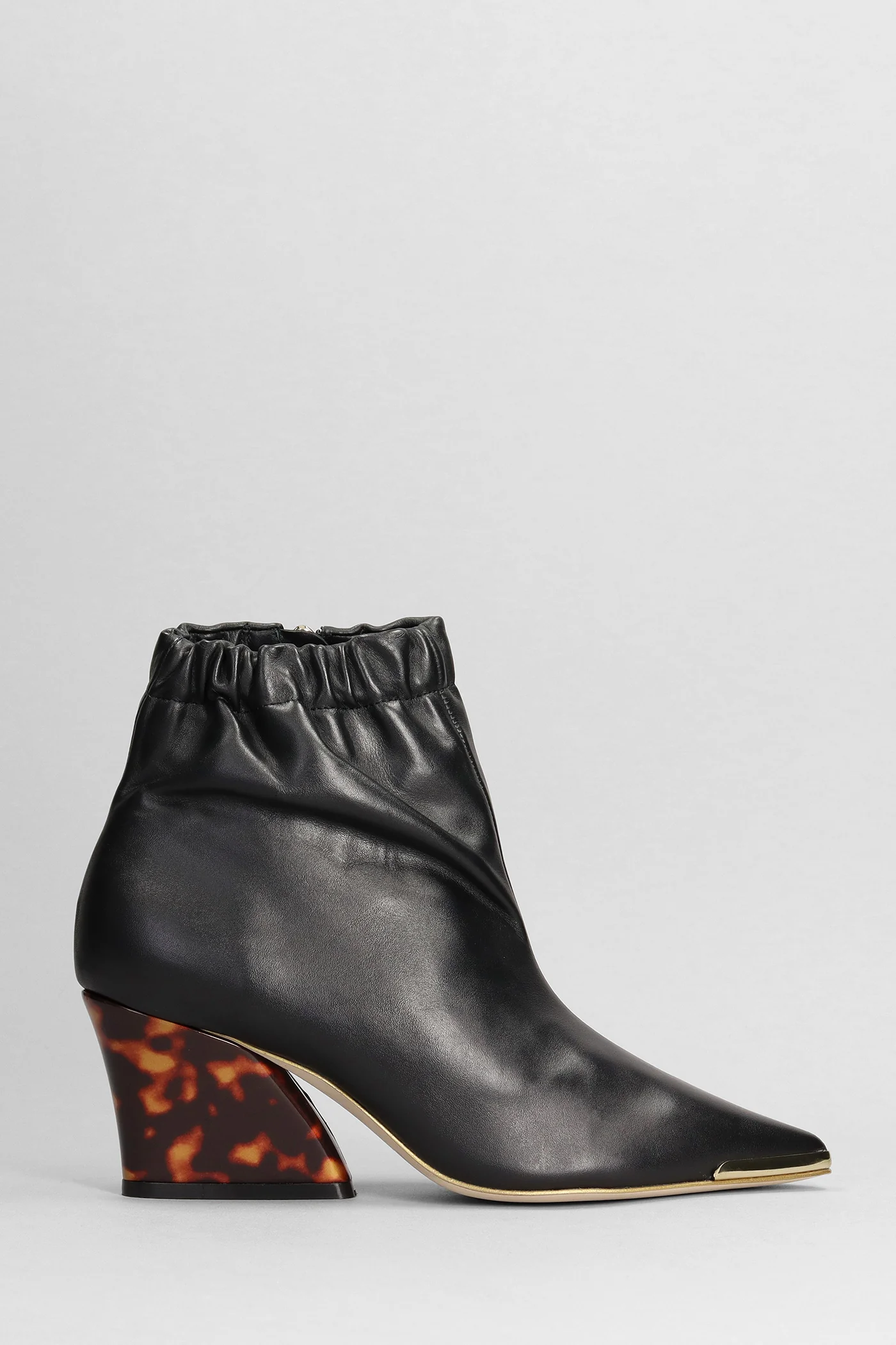 Castori High heels Ankle boots in black leather