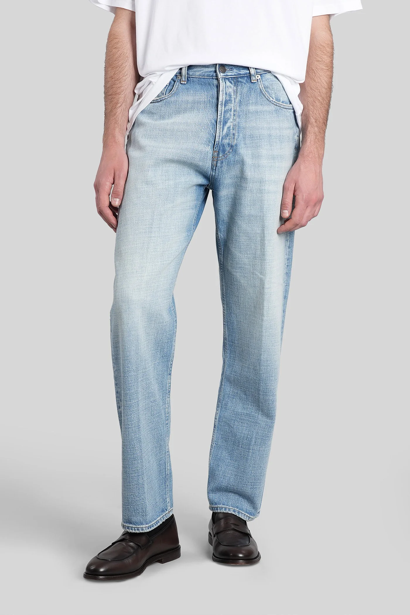 Jeans in blue denim