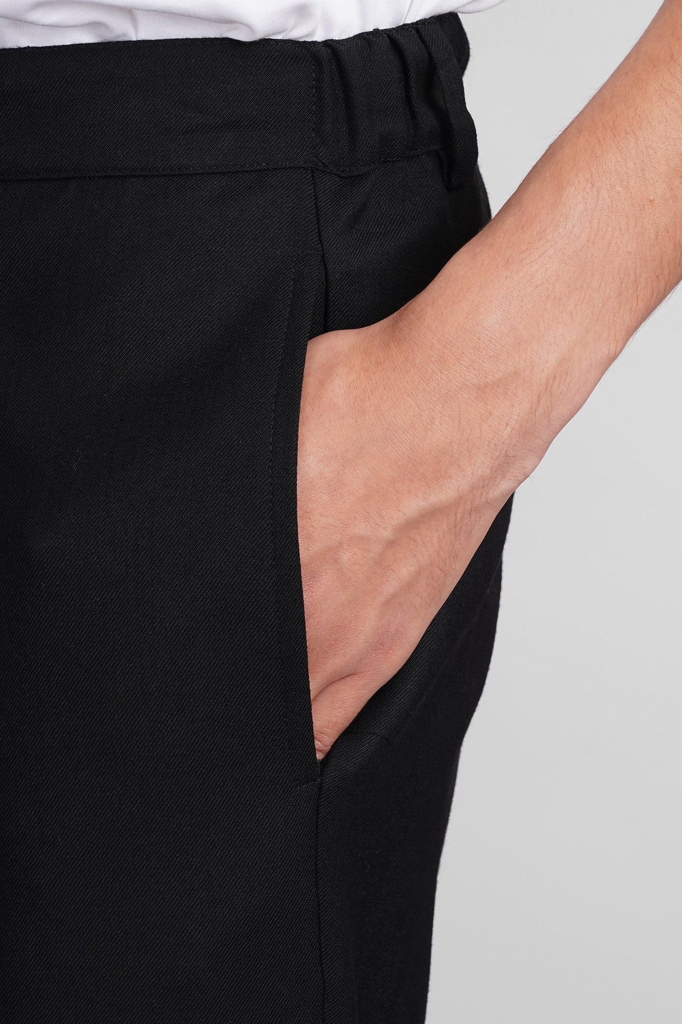 Pants in black wool - Image 5