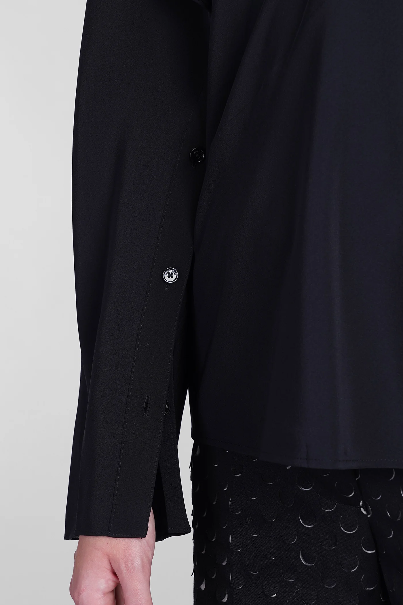 Blouse in black silk - Image 5