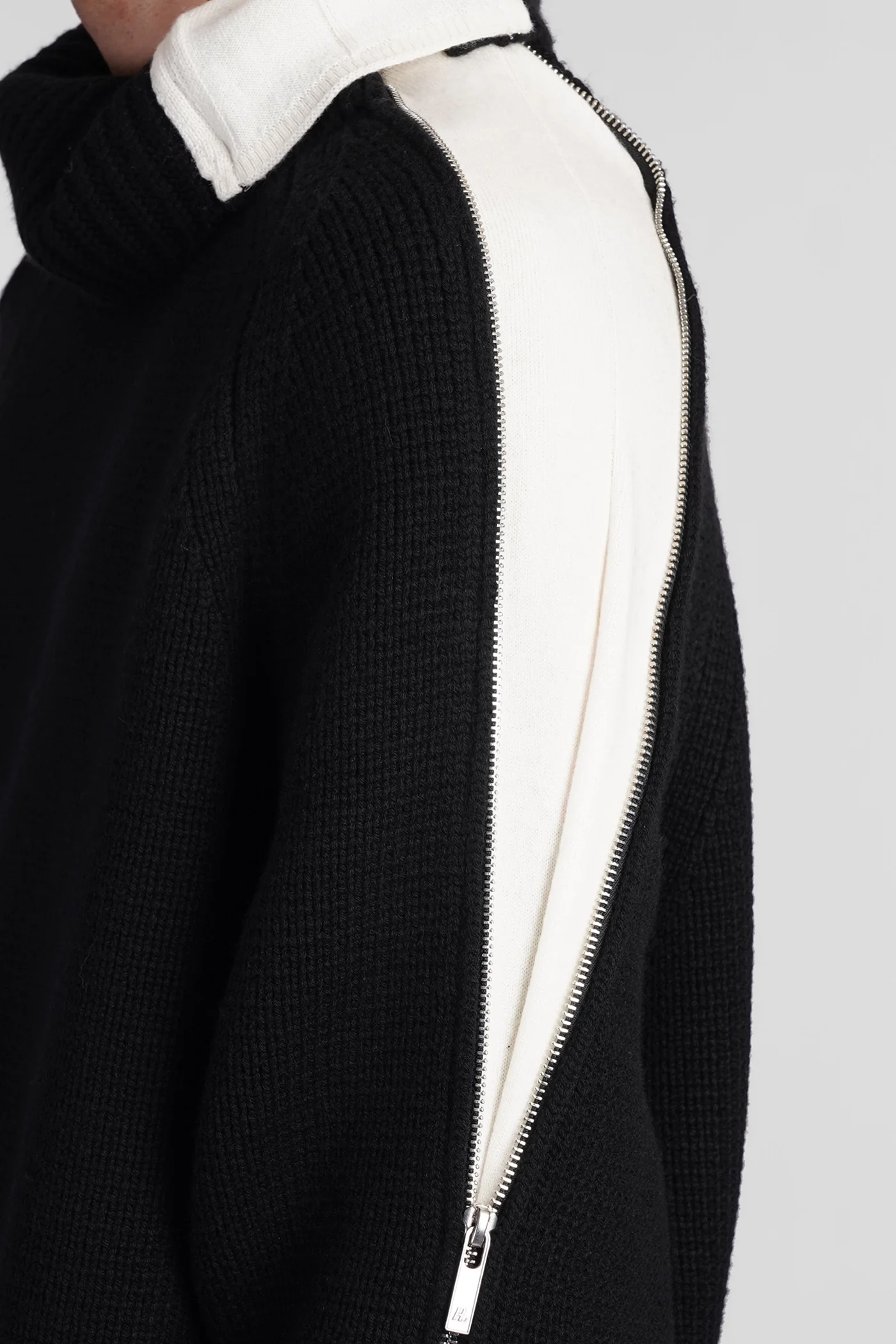Knitwear in black wool - Image 5