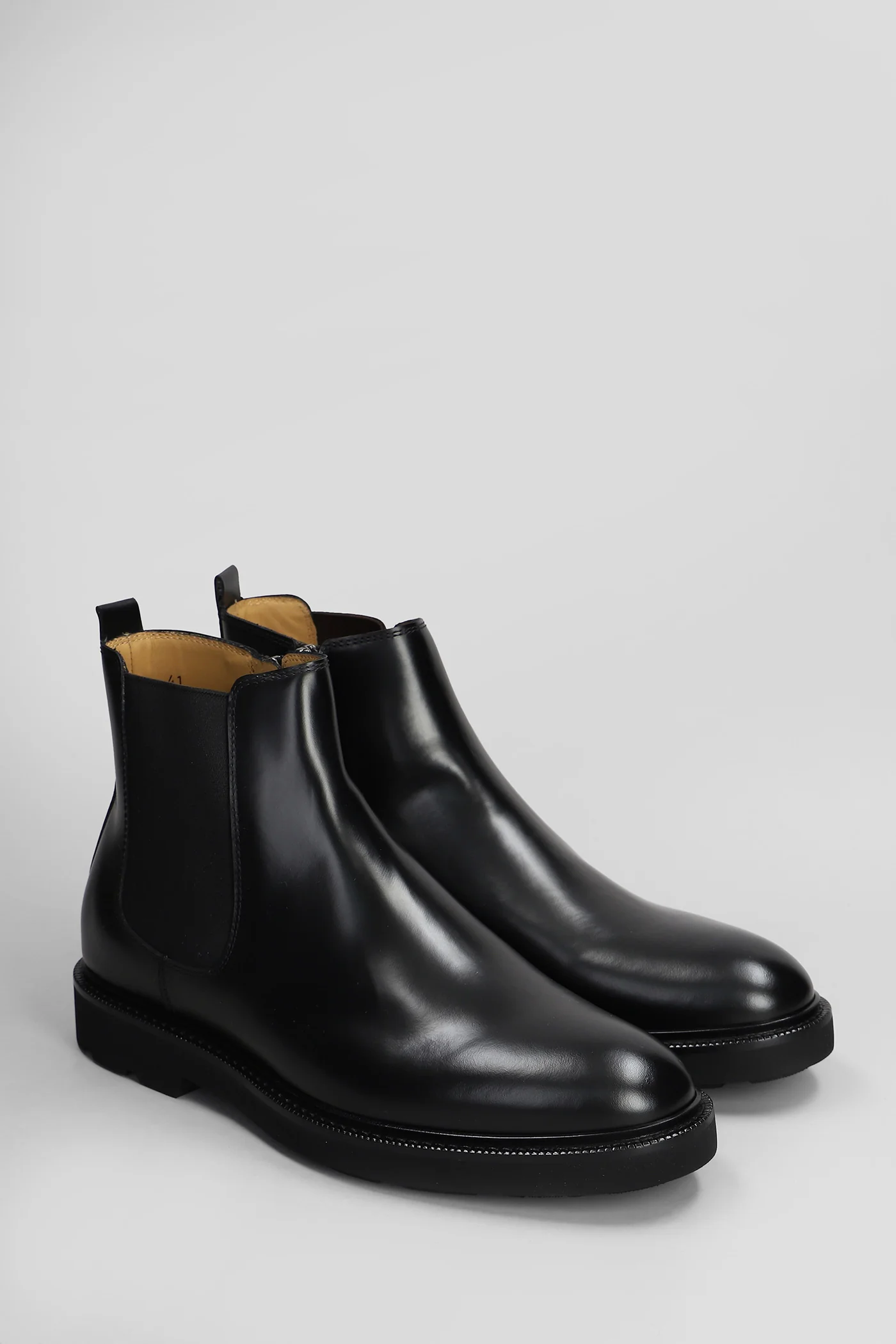 Ankle boots in black leather - Image 2