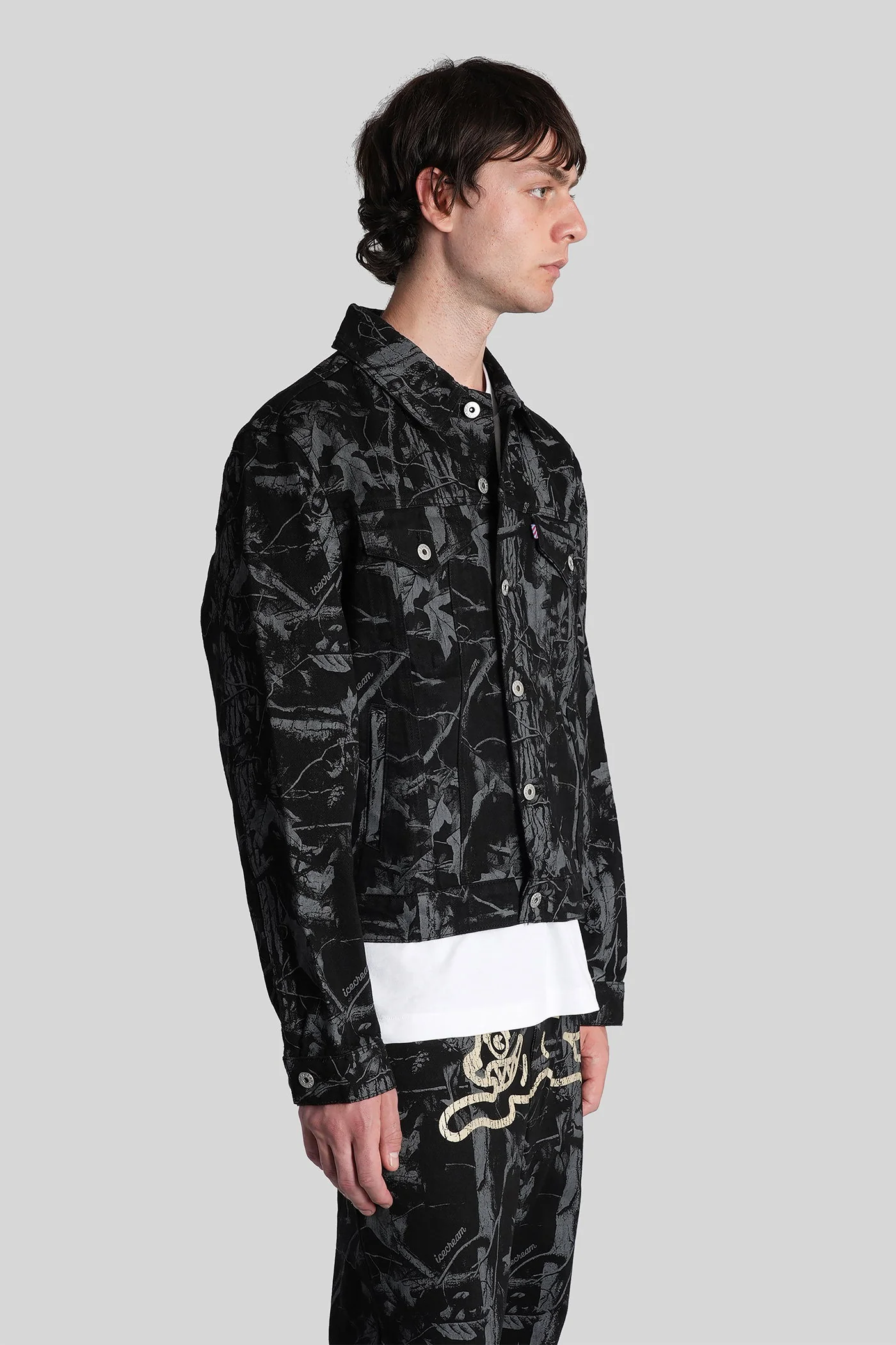 Denim Jackets in black denim - Image 4