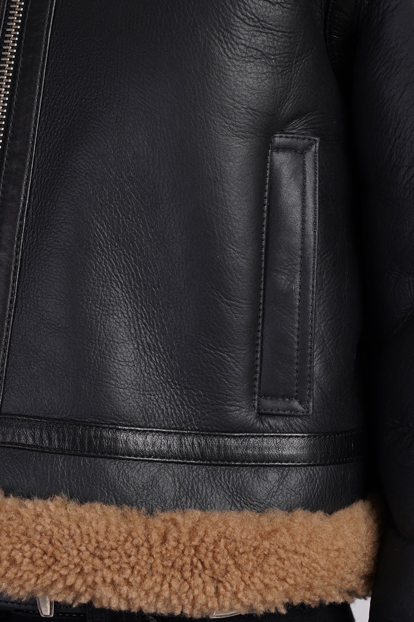Berrin Shearling in black leather - Image 5