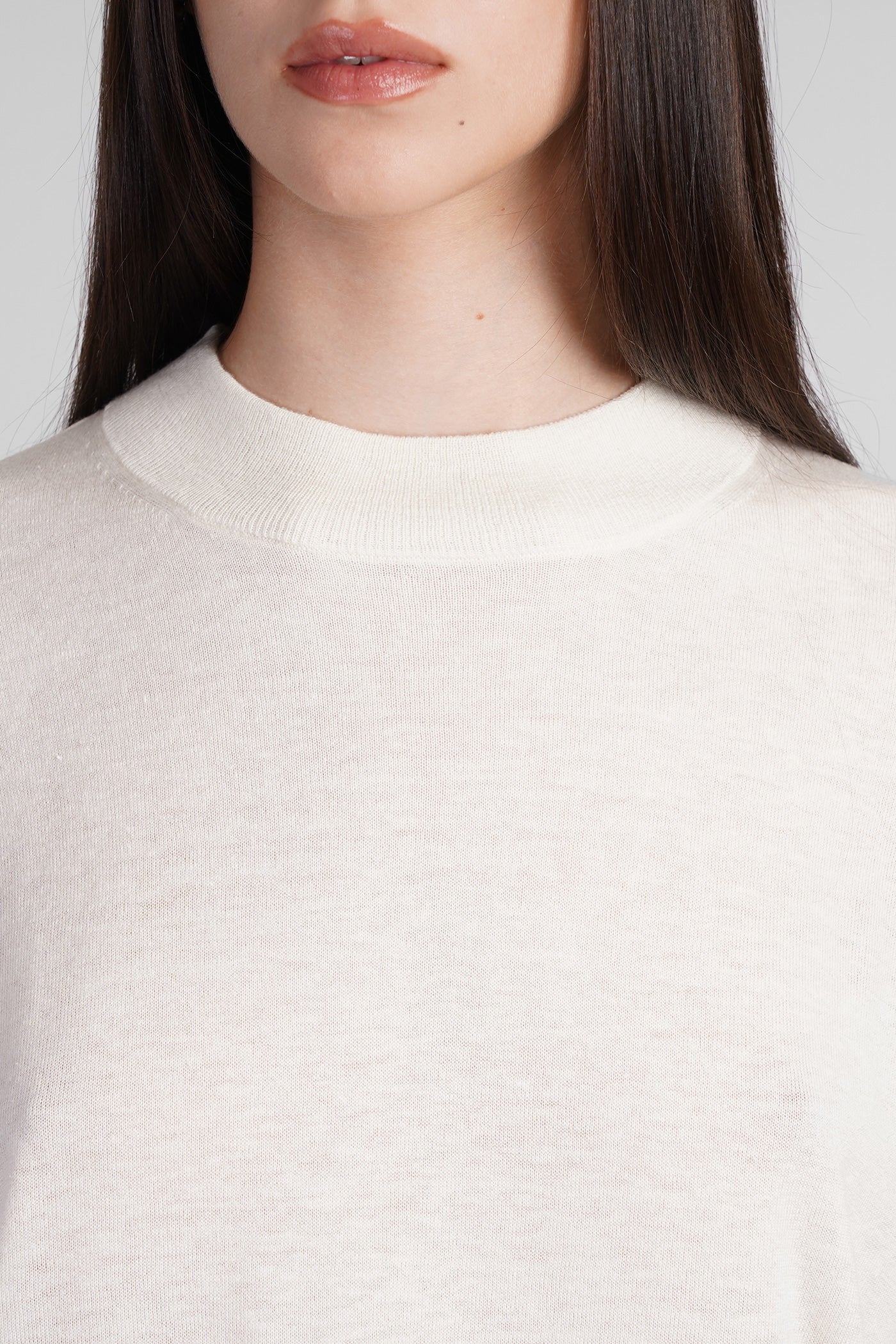 Lya Knitwear in beige silk - Image 5