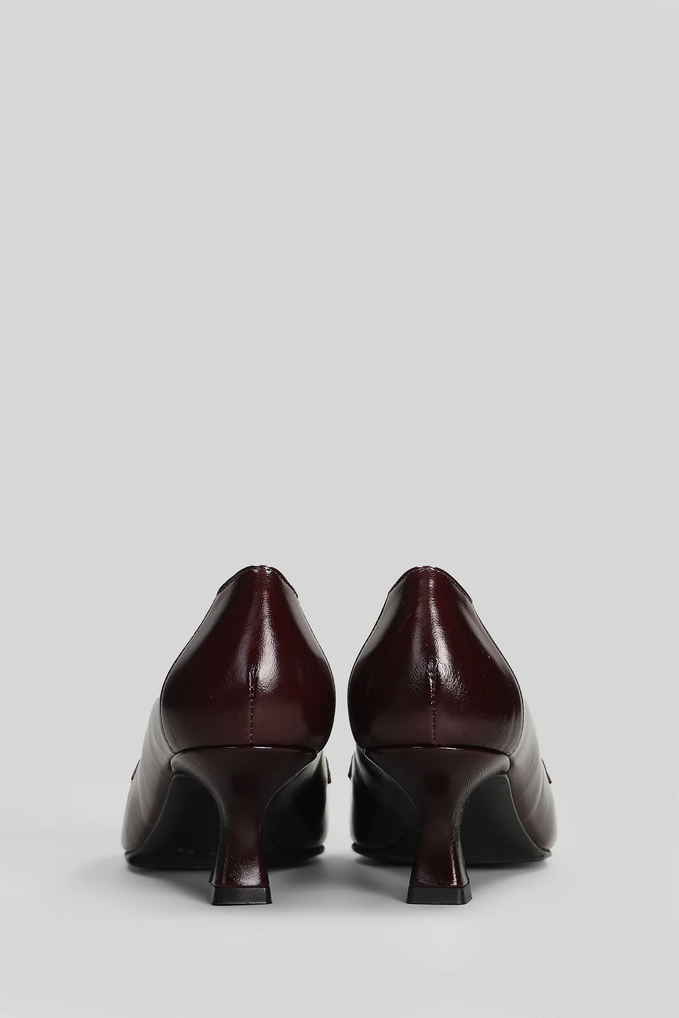 Pumps in bordeaux leather - Image 4