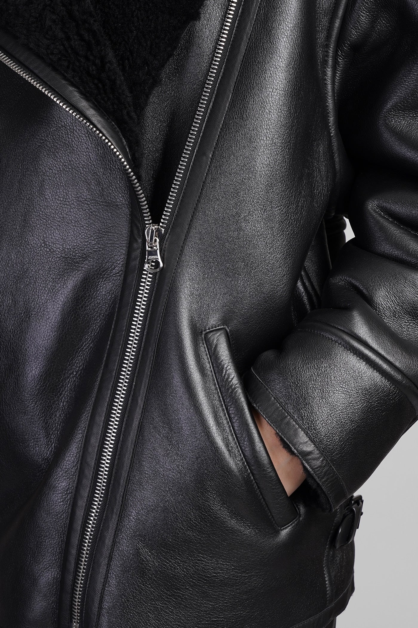 Adelina Shearling in black leather - Image 5