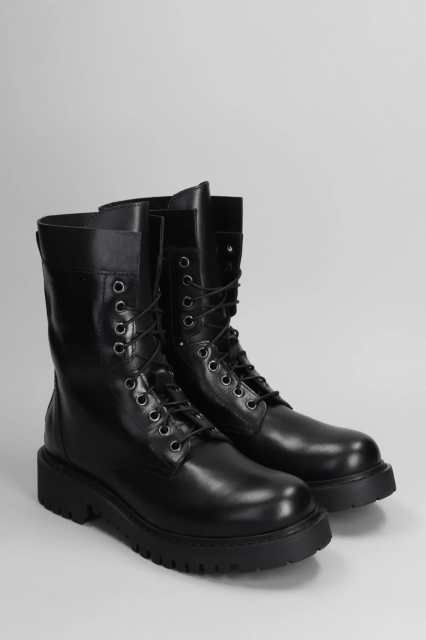 Combat boots in black leather - Image 2