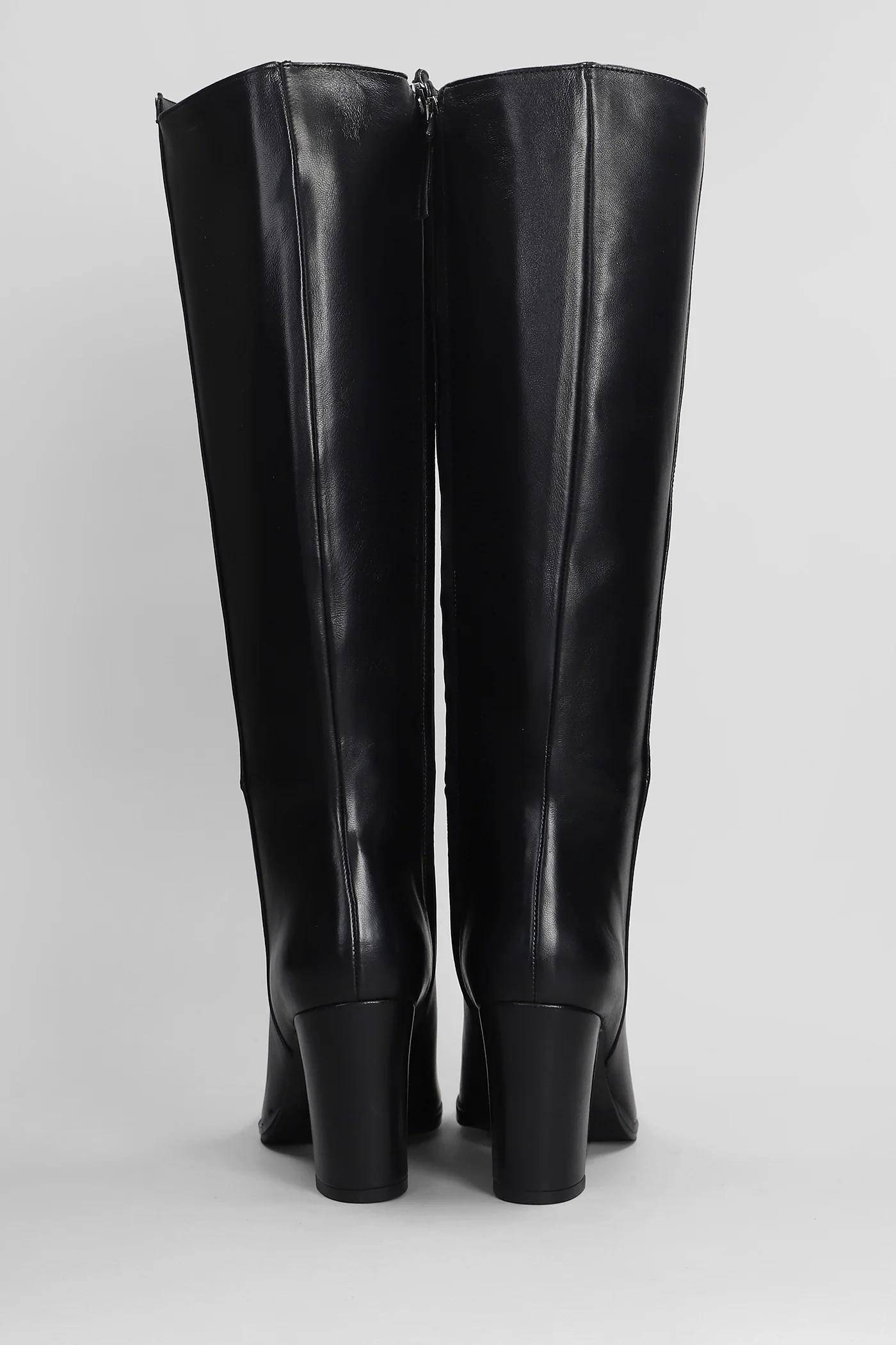 High heels boots in black leather - Image 4