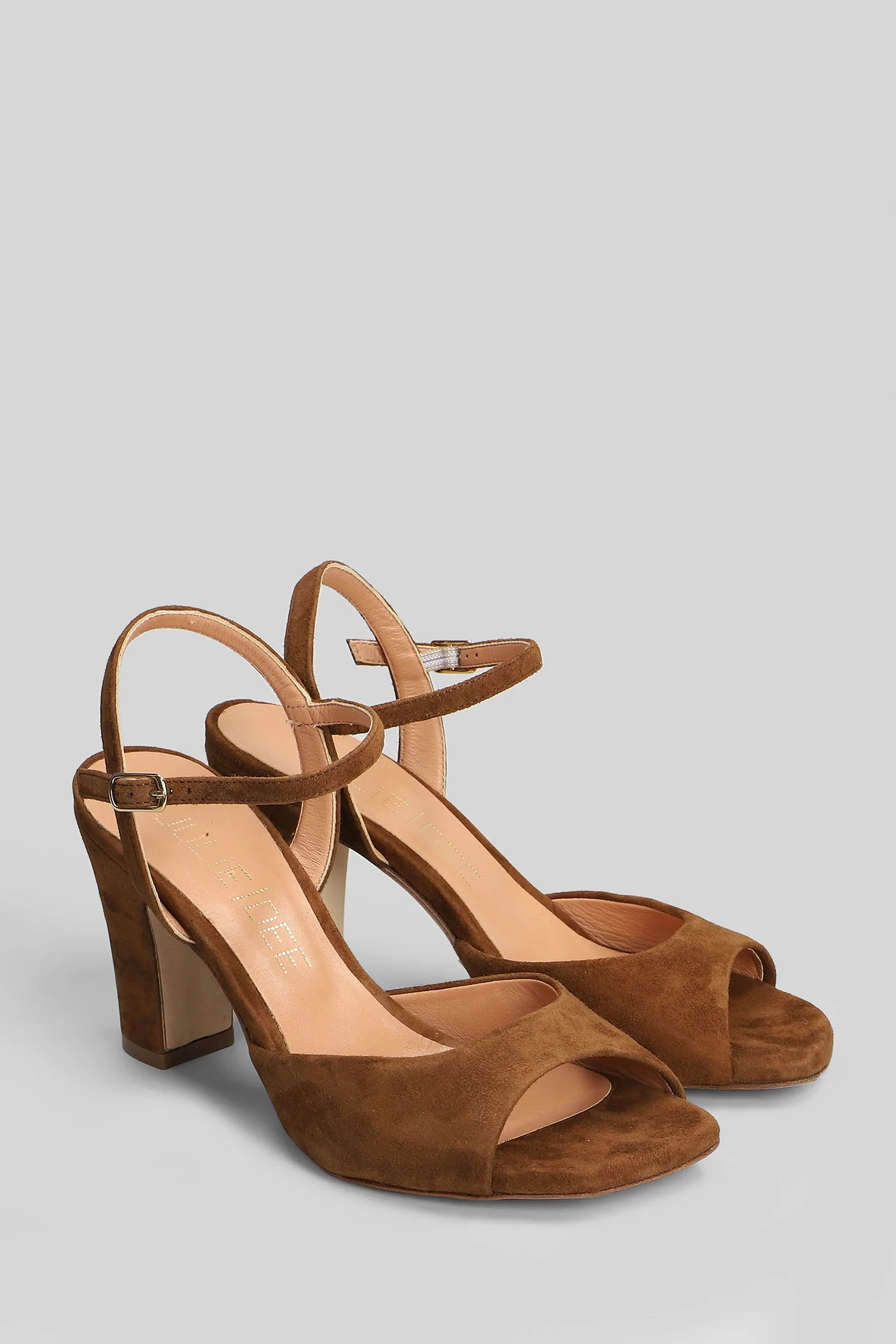 Sandals in brown suede - Image 2