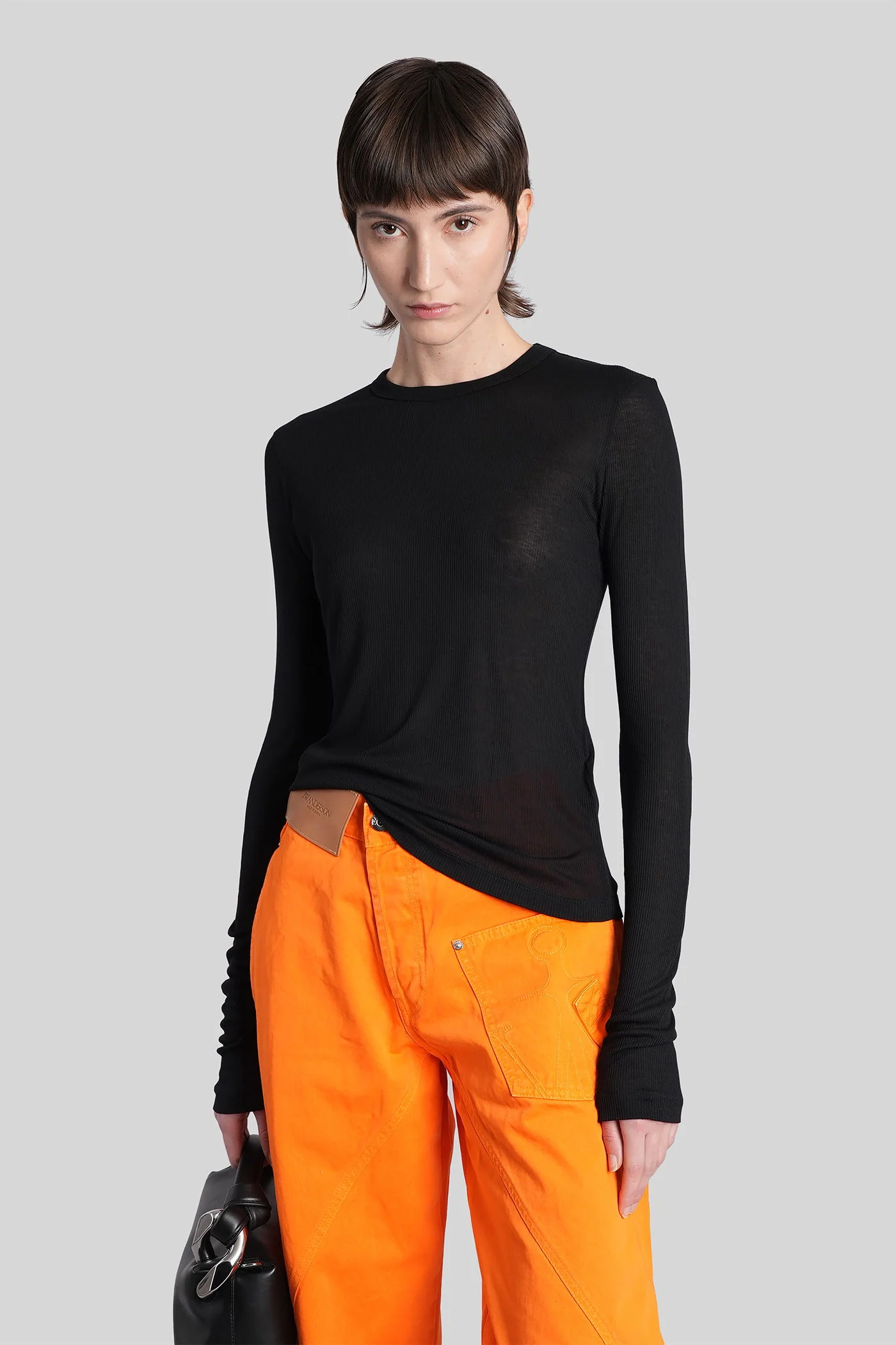 in black Modal