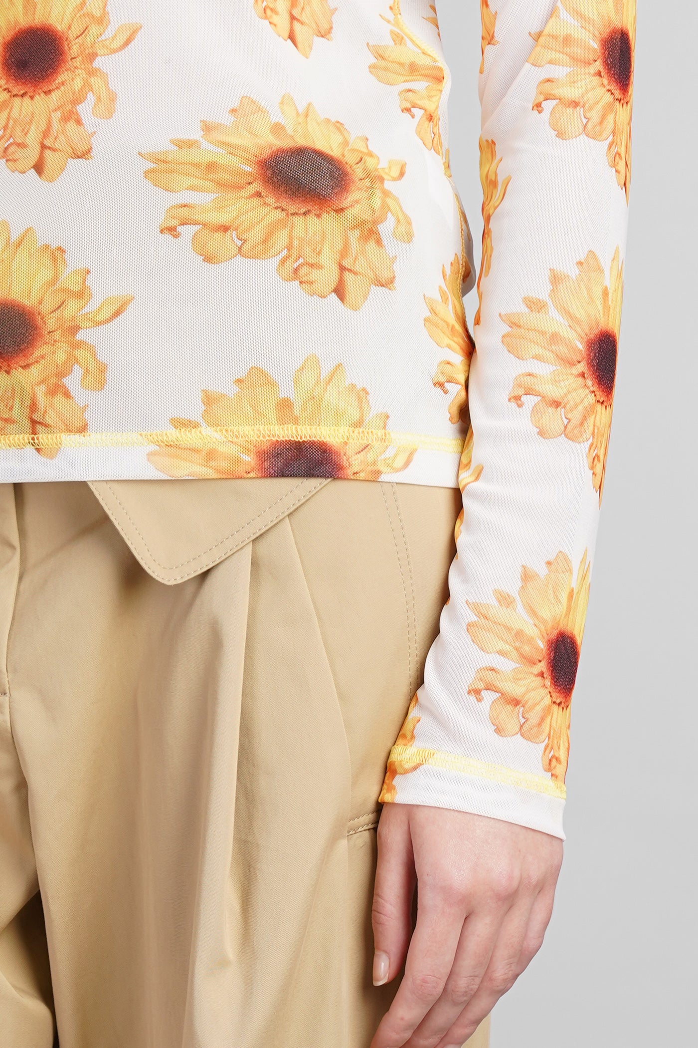Topwear in white polyester - Image 5