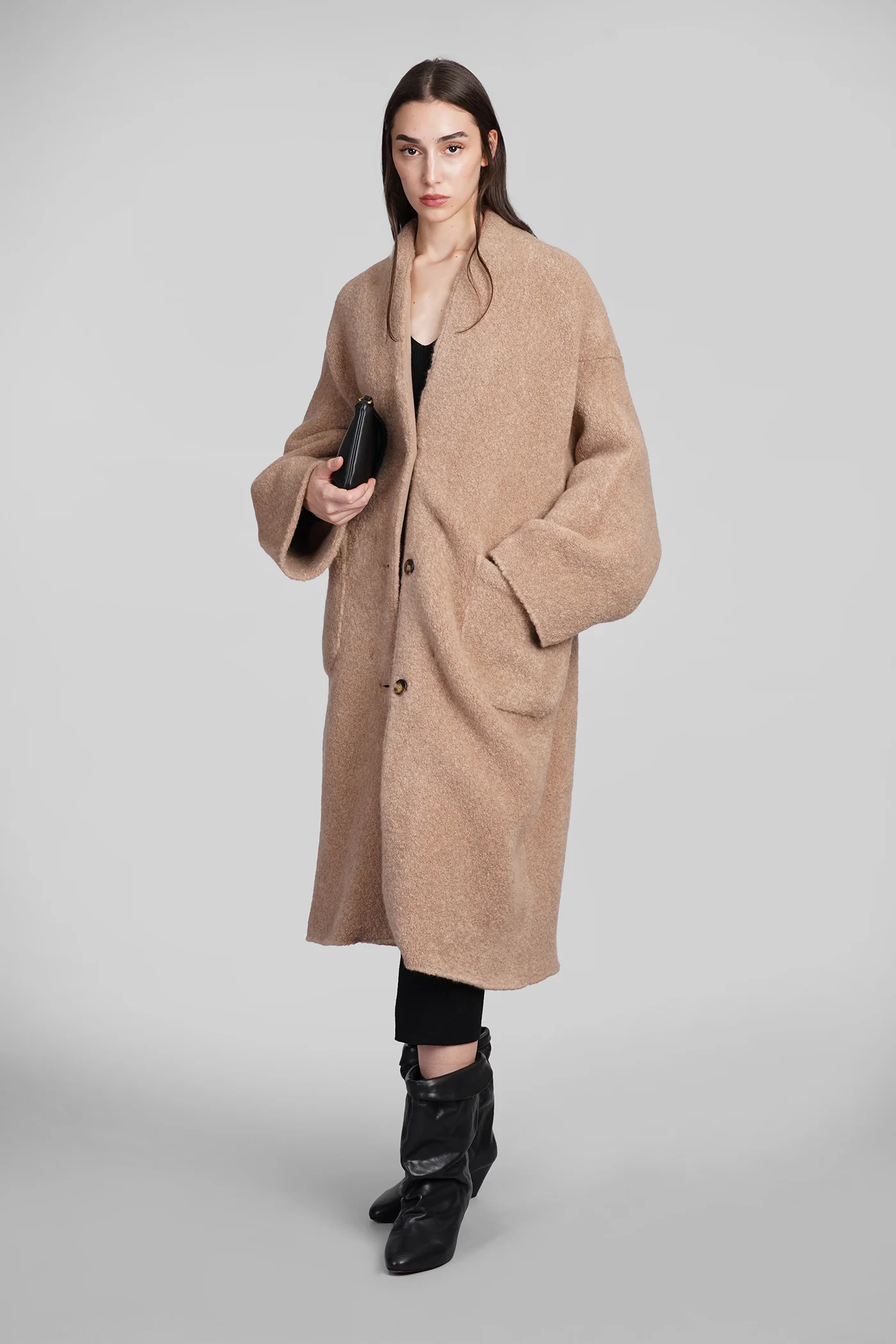 Coat in Camel wool - Image 2