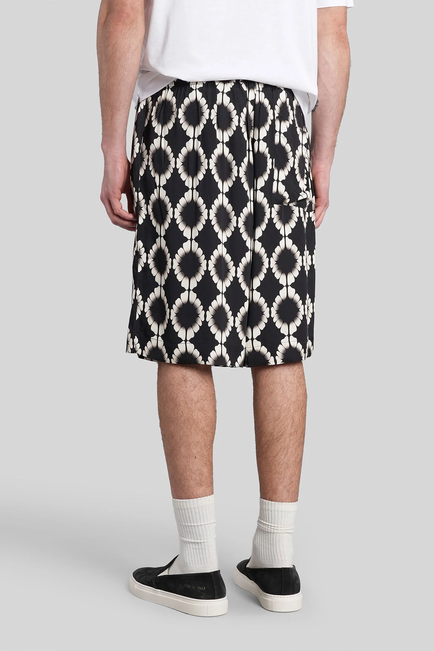 Shorts in black viscose - Image 3