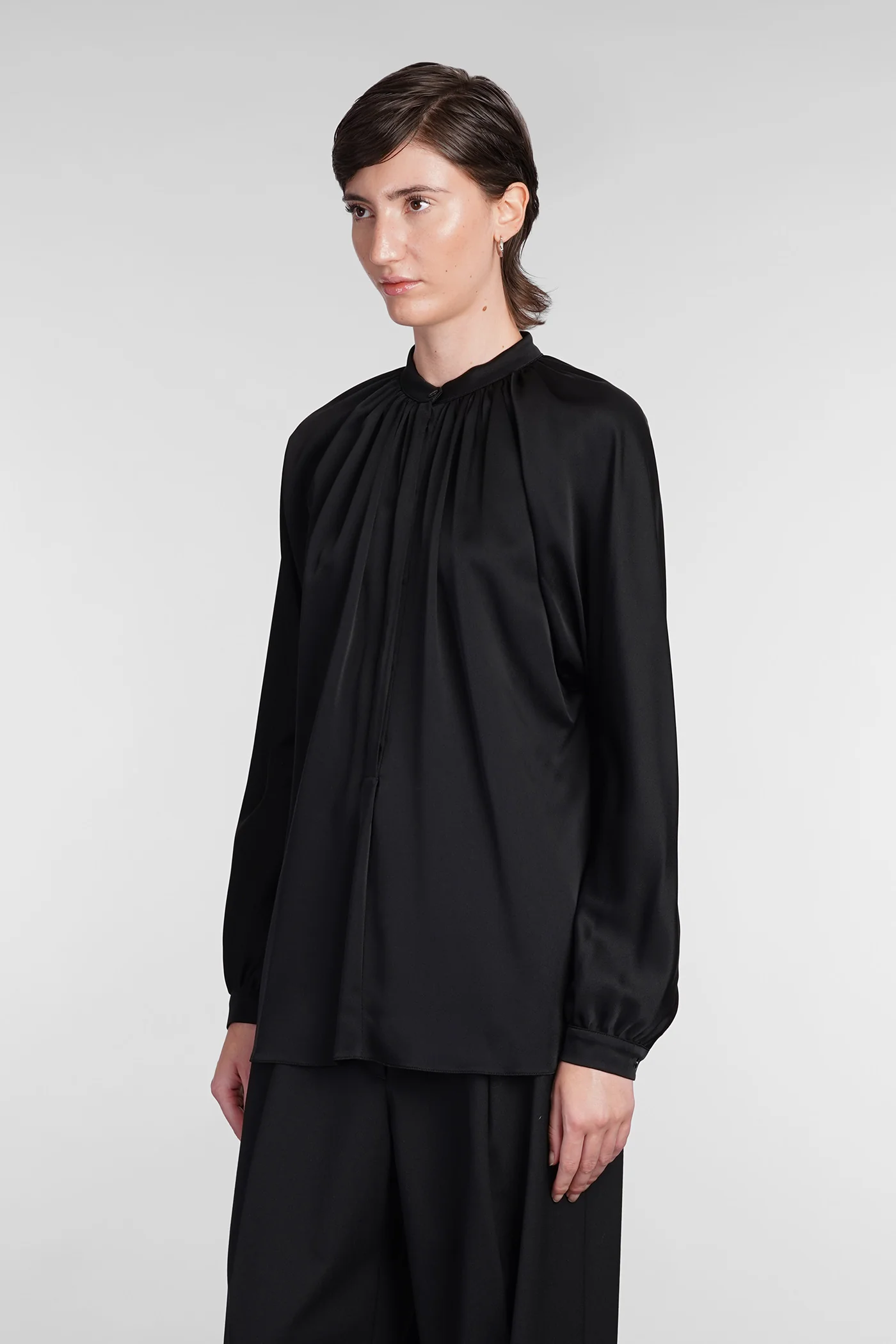 Blouse in black viscose - Image 4