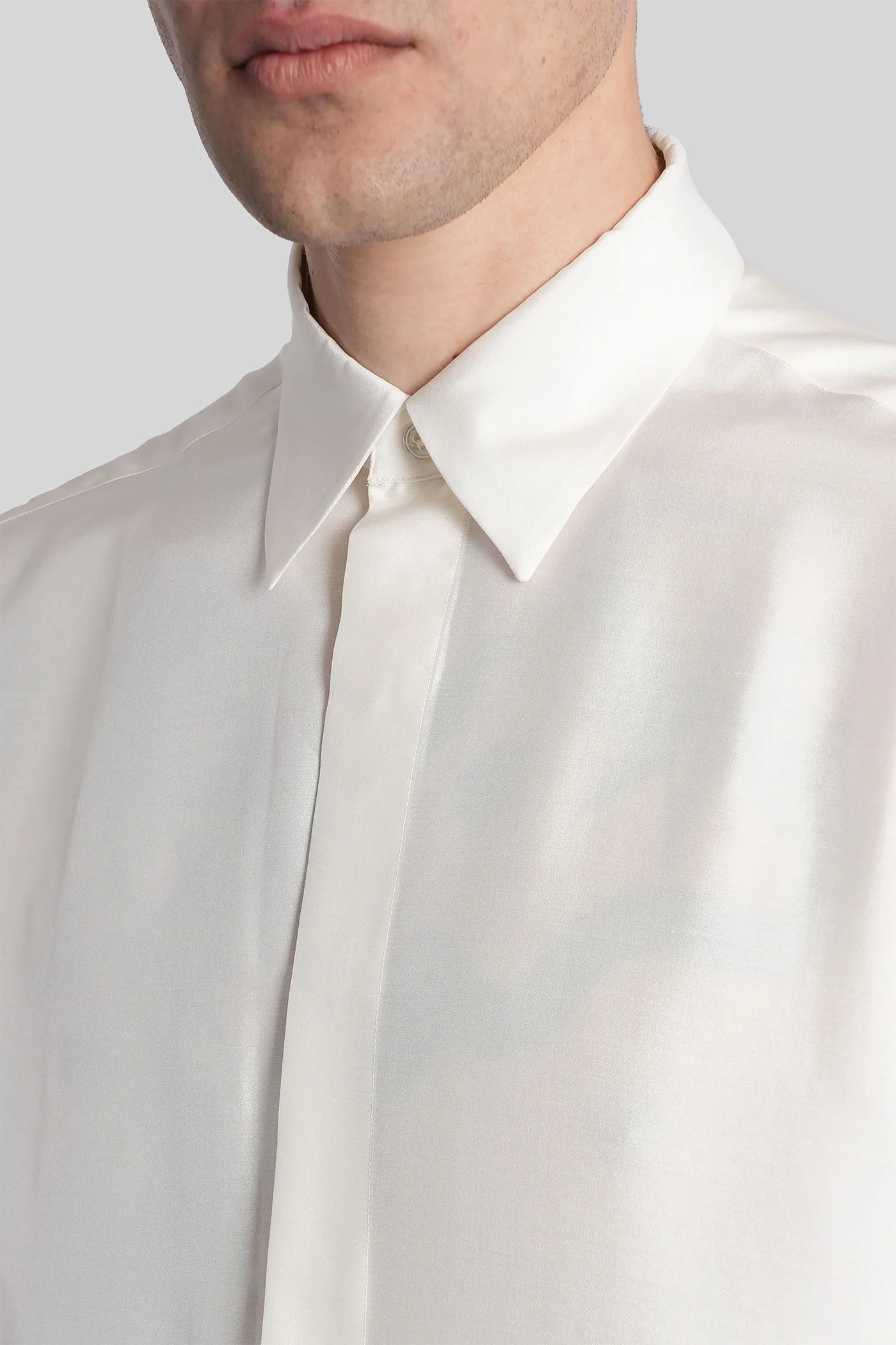 Shirt in white silk - Image 5