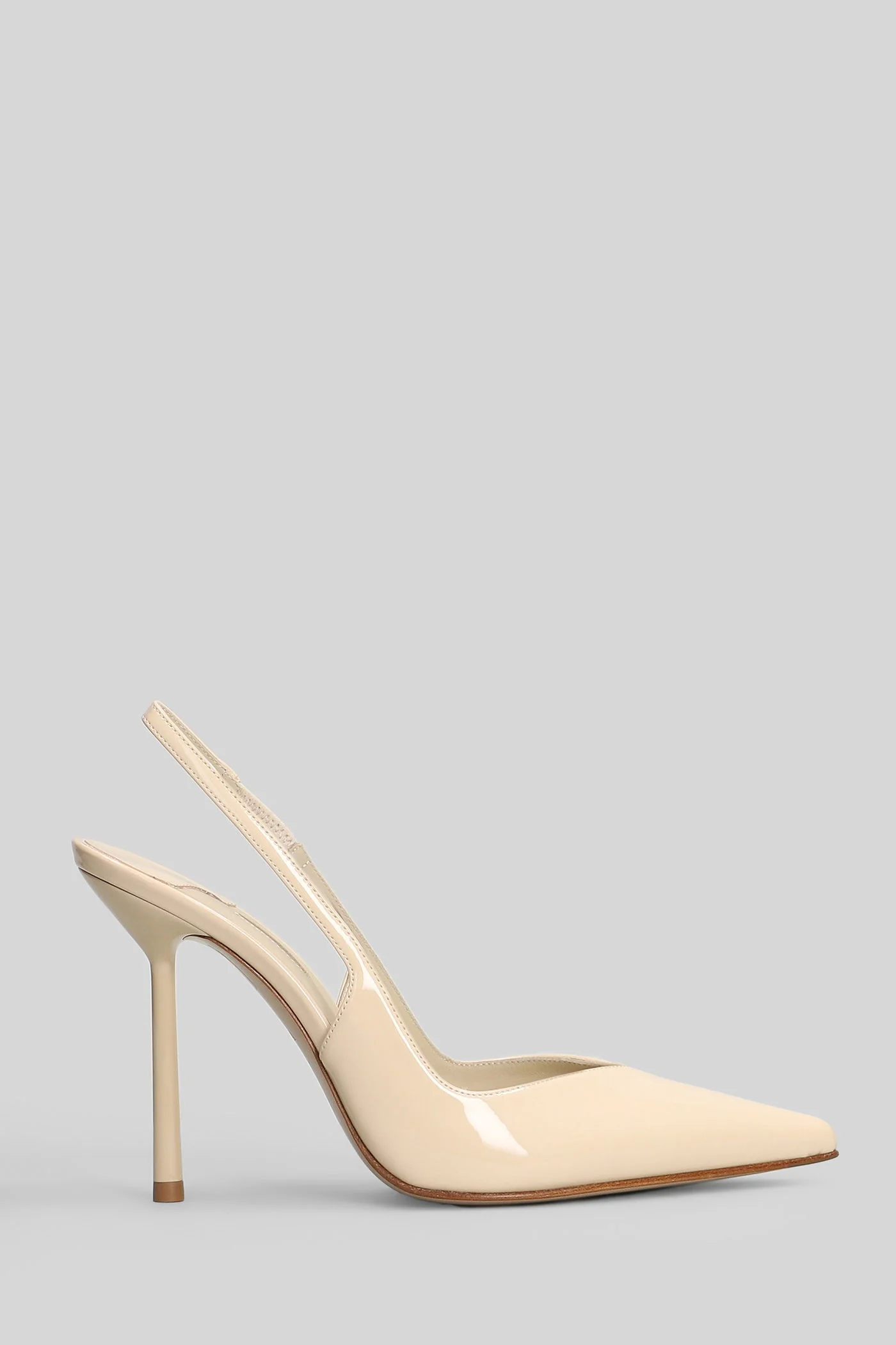 Vivienne Pumps in beige patent leather - Image 16