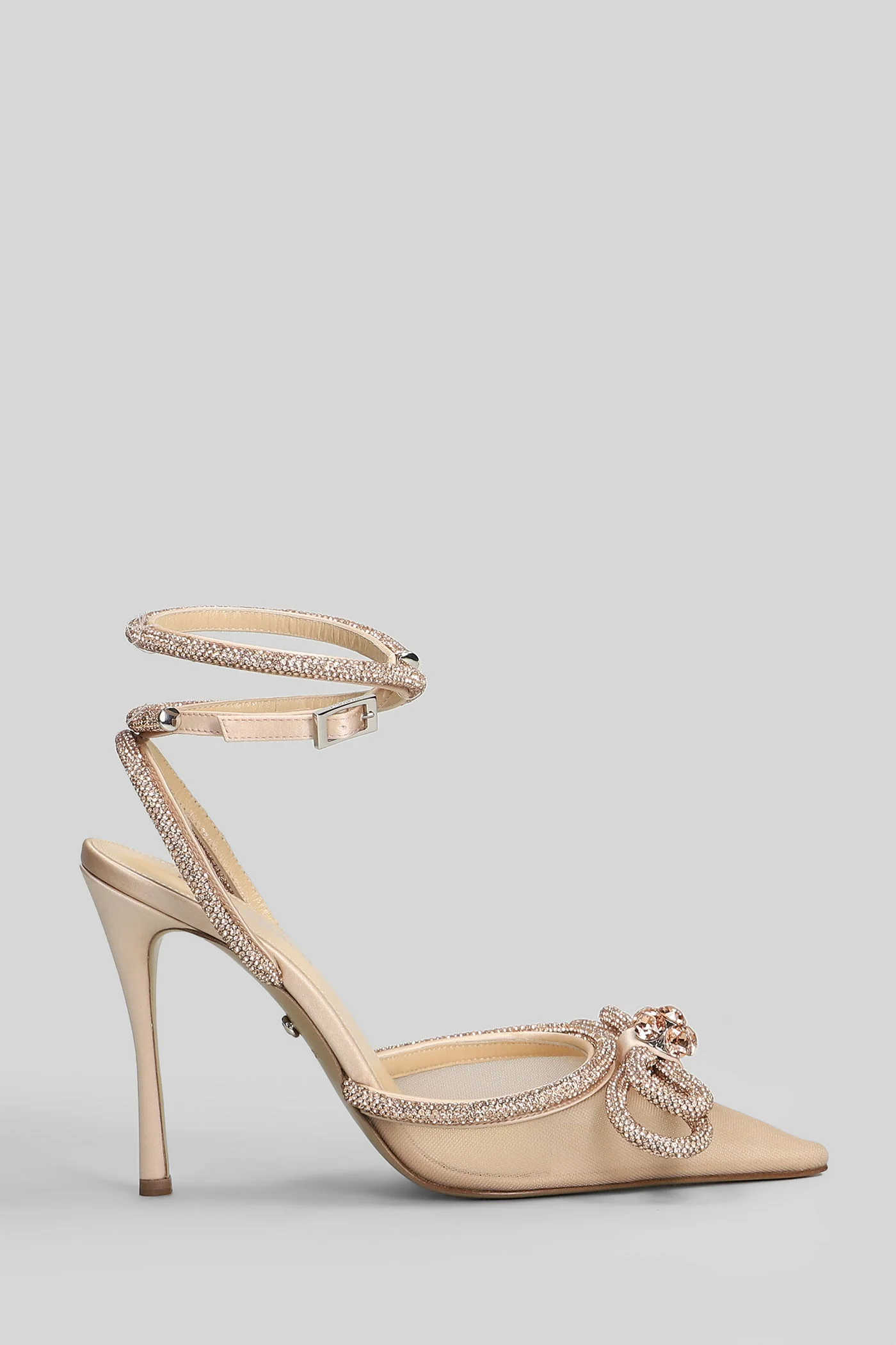 Pumps in beige polyamide
