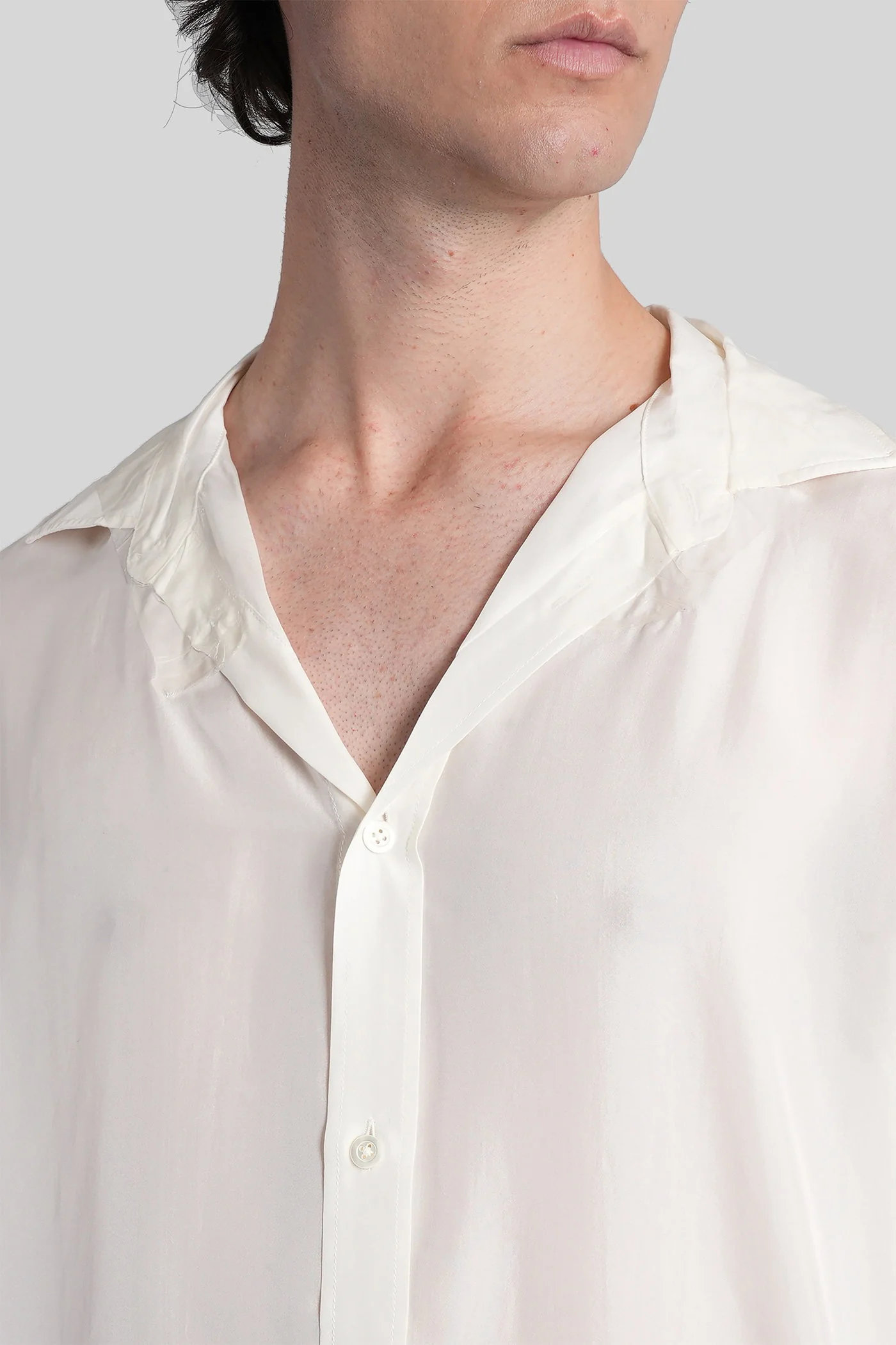 Shirt in white silk - Image 5