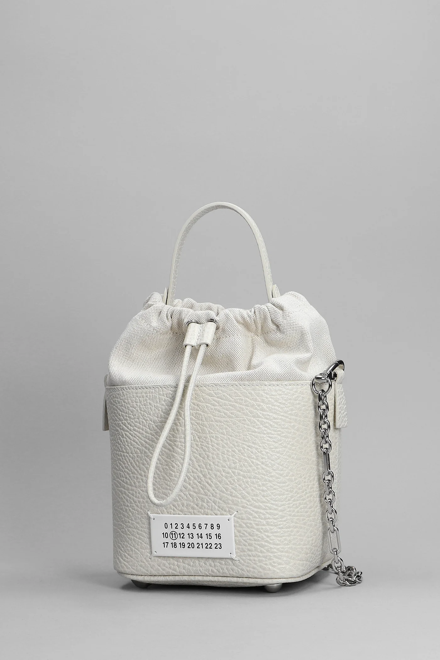 Shoulder bag in white leather - Image 8