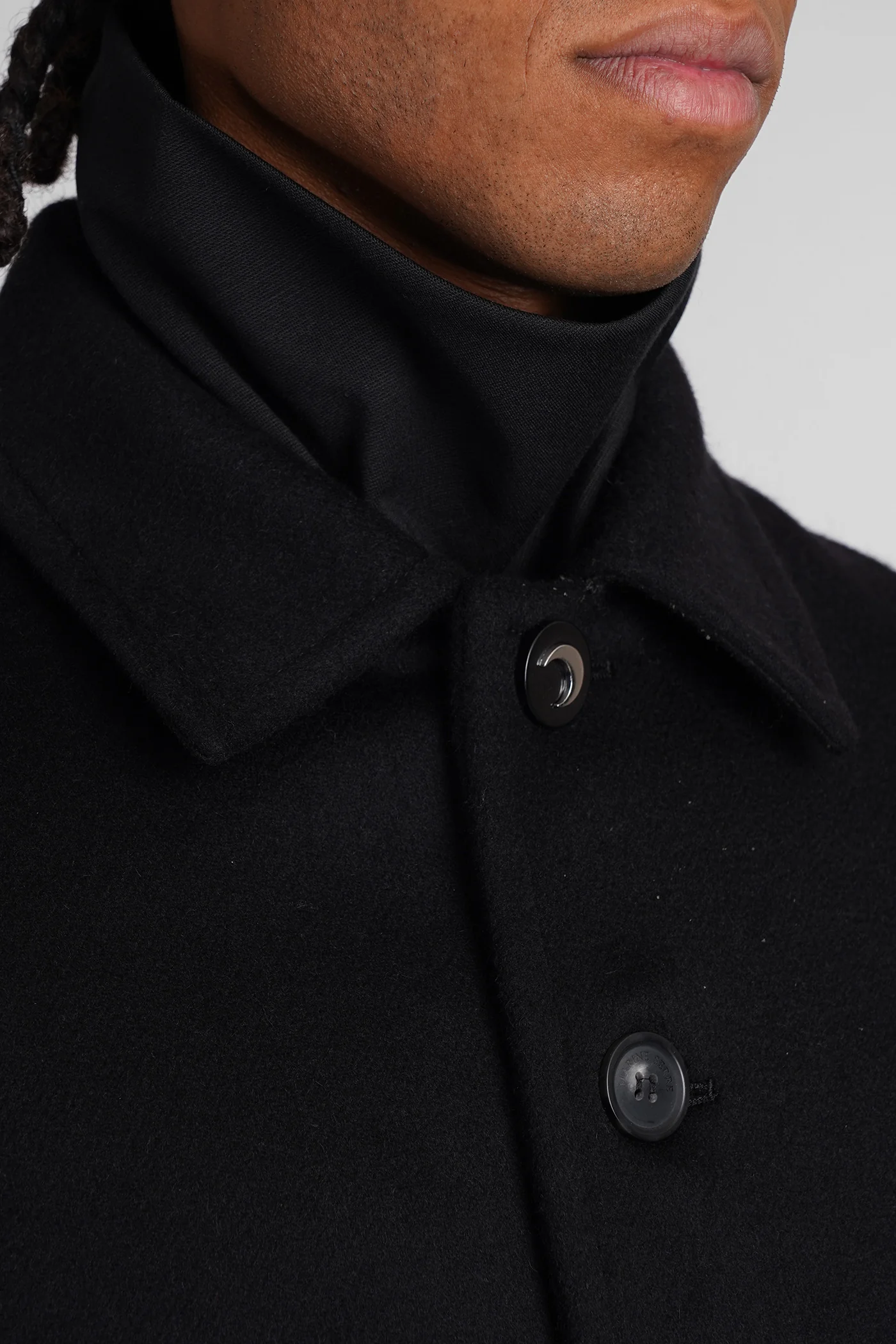 Coat in black wool - Image 5