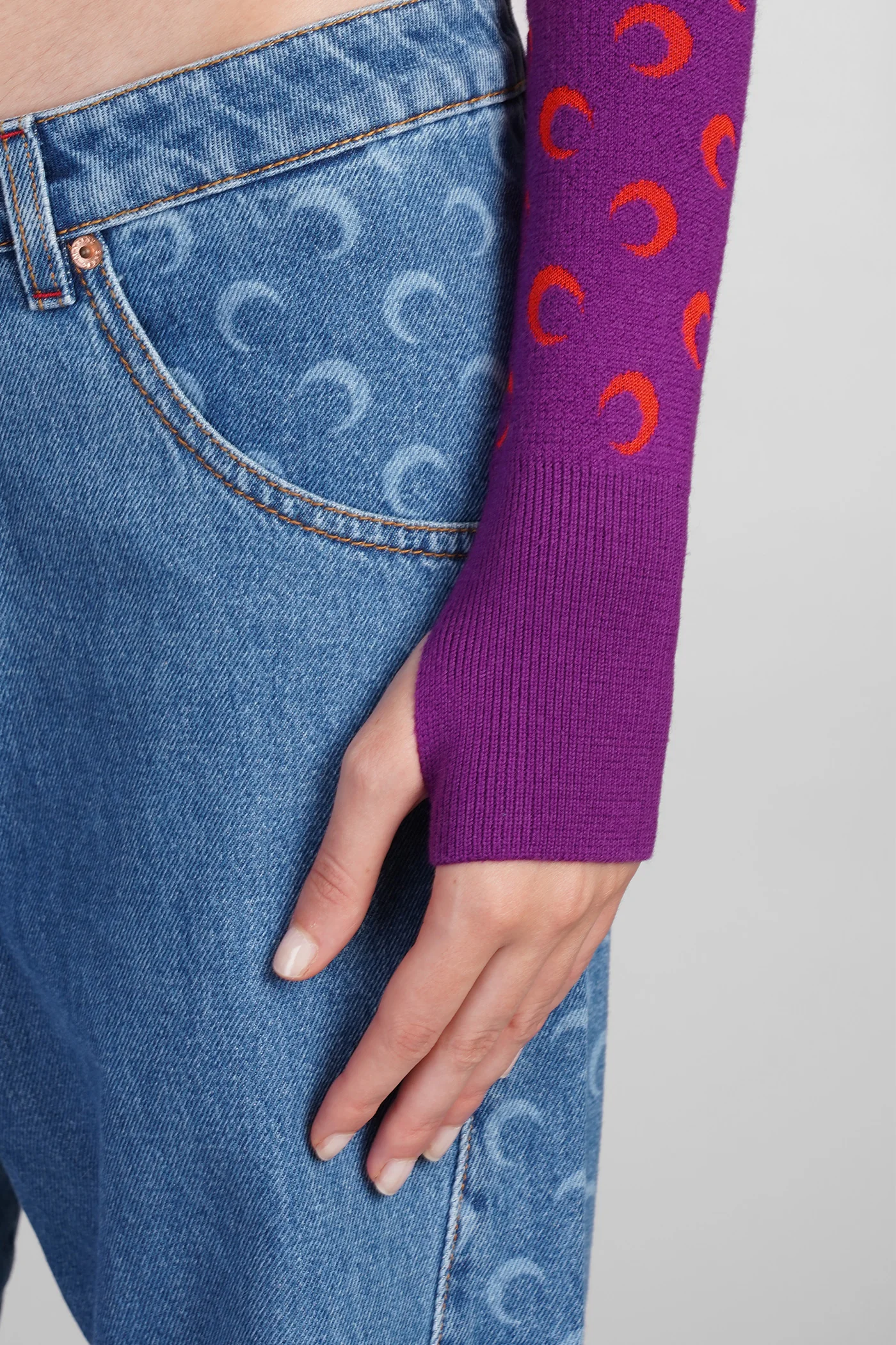 Knitwear in Viola wool - Image 5