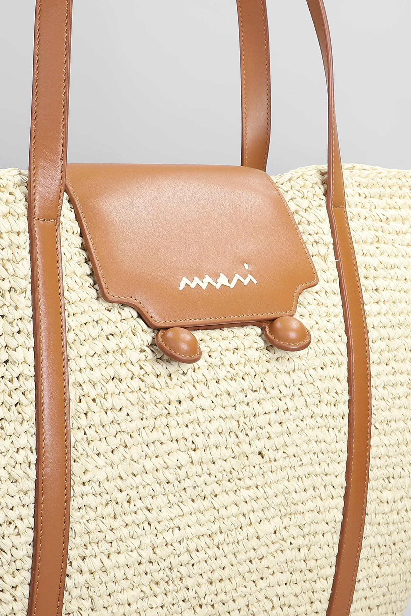 Trunkaroo Tote in beige raffia - Image 4