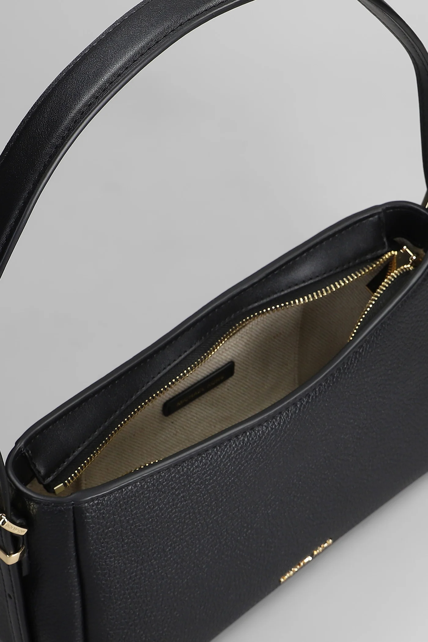 Moore Shoulder bag in black leather - Image 4